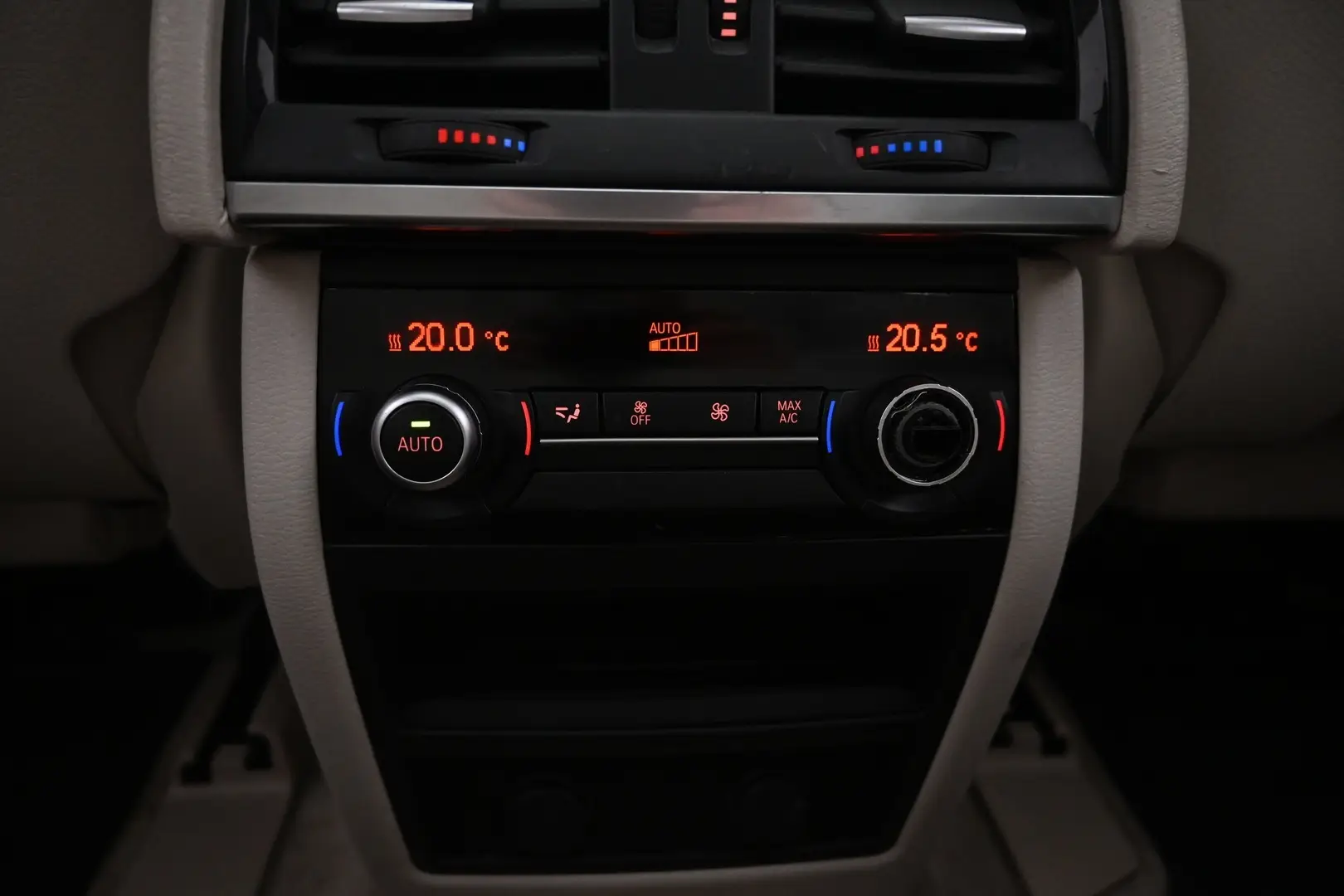 Car Image - 4GfzYI5MpQzr2yM9R2cx5c