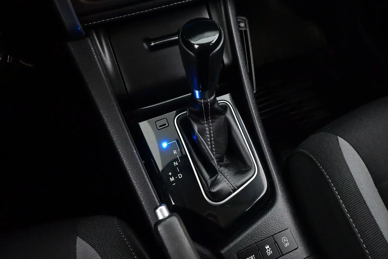 Car Image - 2cTHoid4NZXNLAf9Bn9CVP