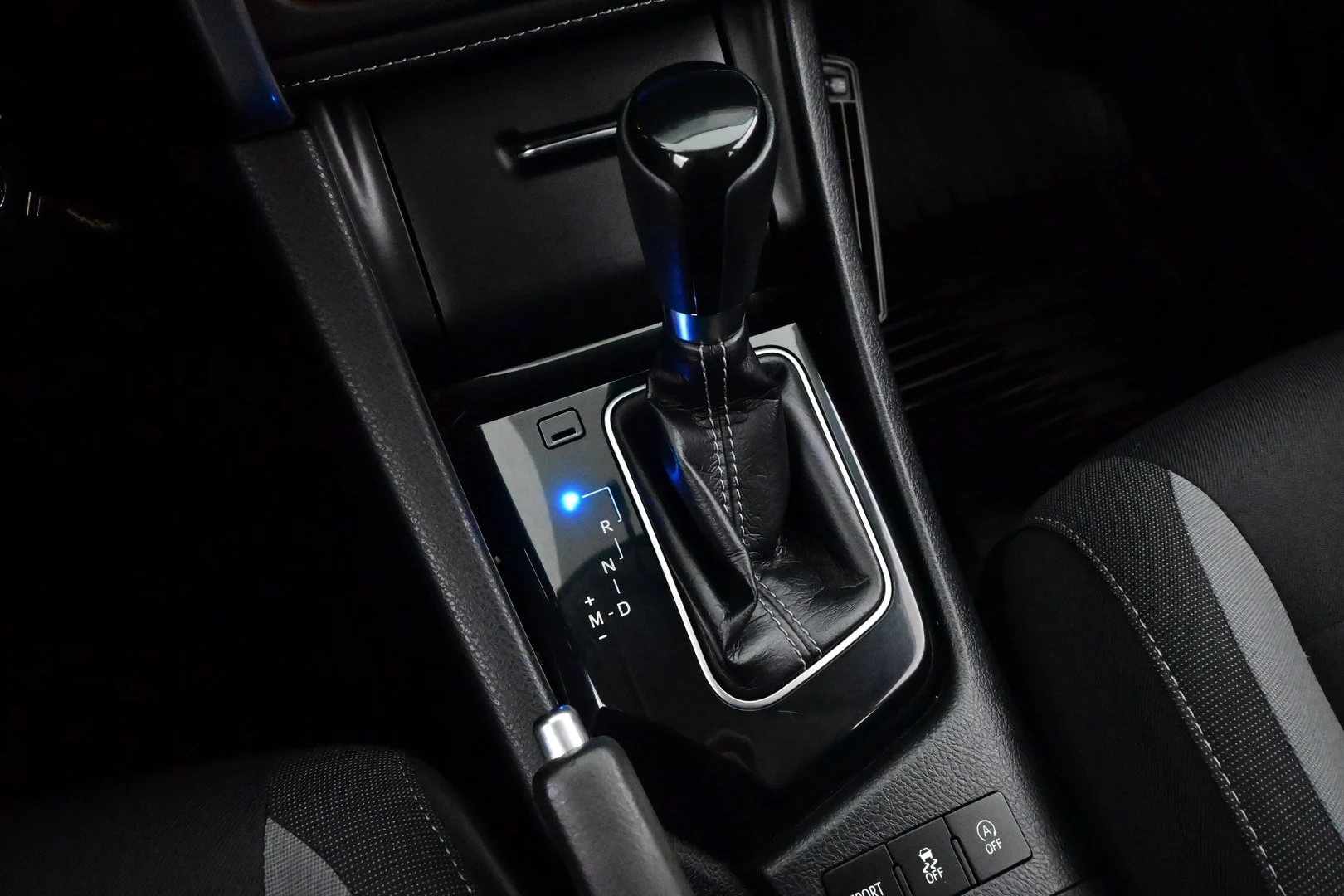 Car Image - 2cTHoid4NZXNLAf9Bn9CVP