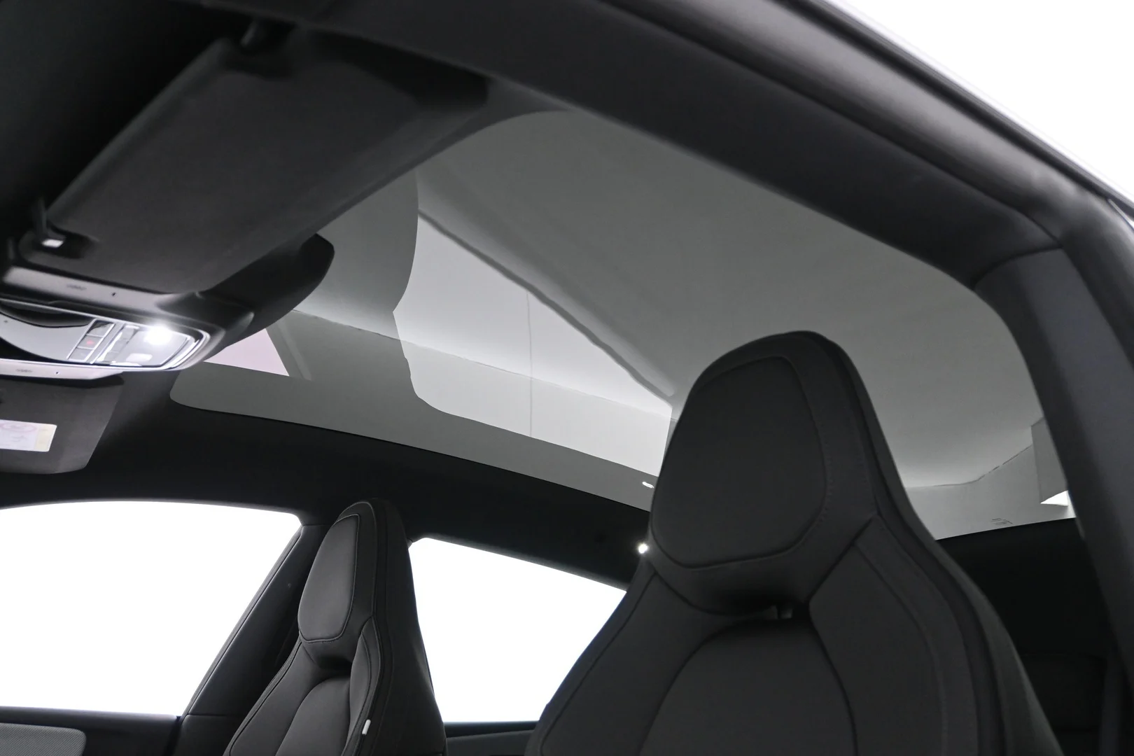 Car Image - rT3Ekj4rb01KgqQFVW6mW