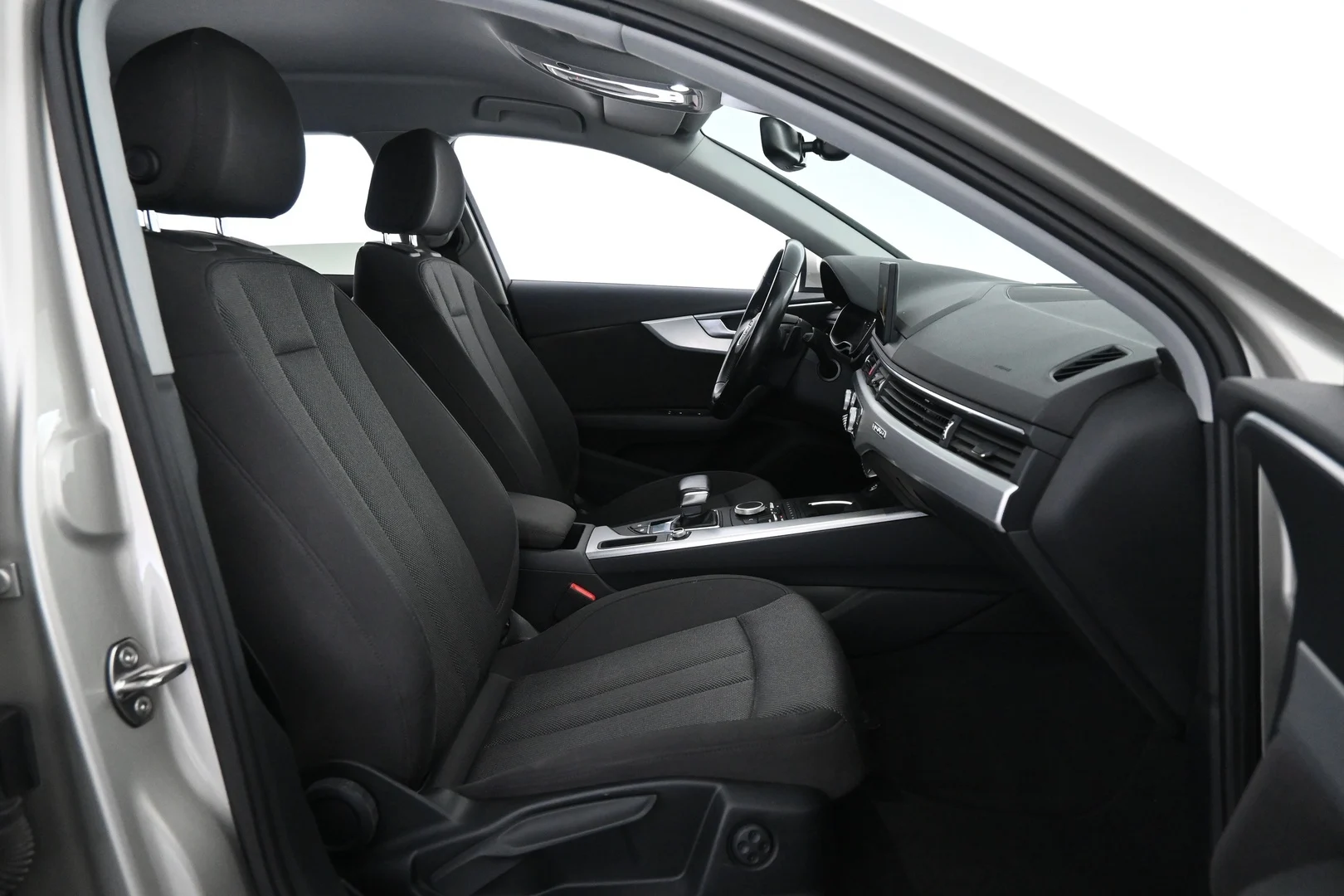 Car Image - 4XCgPPnmjDRQHKhImC2Vqv