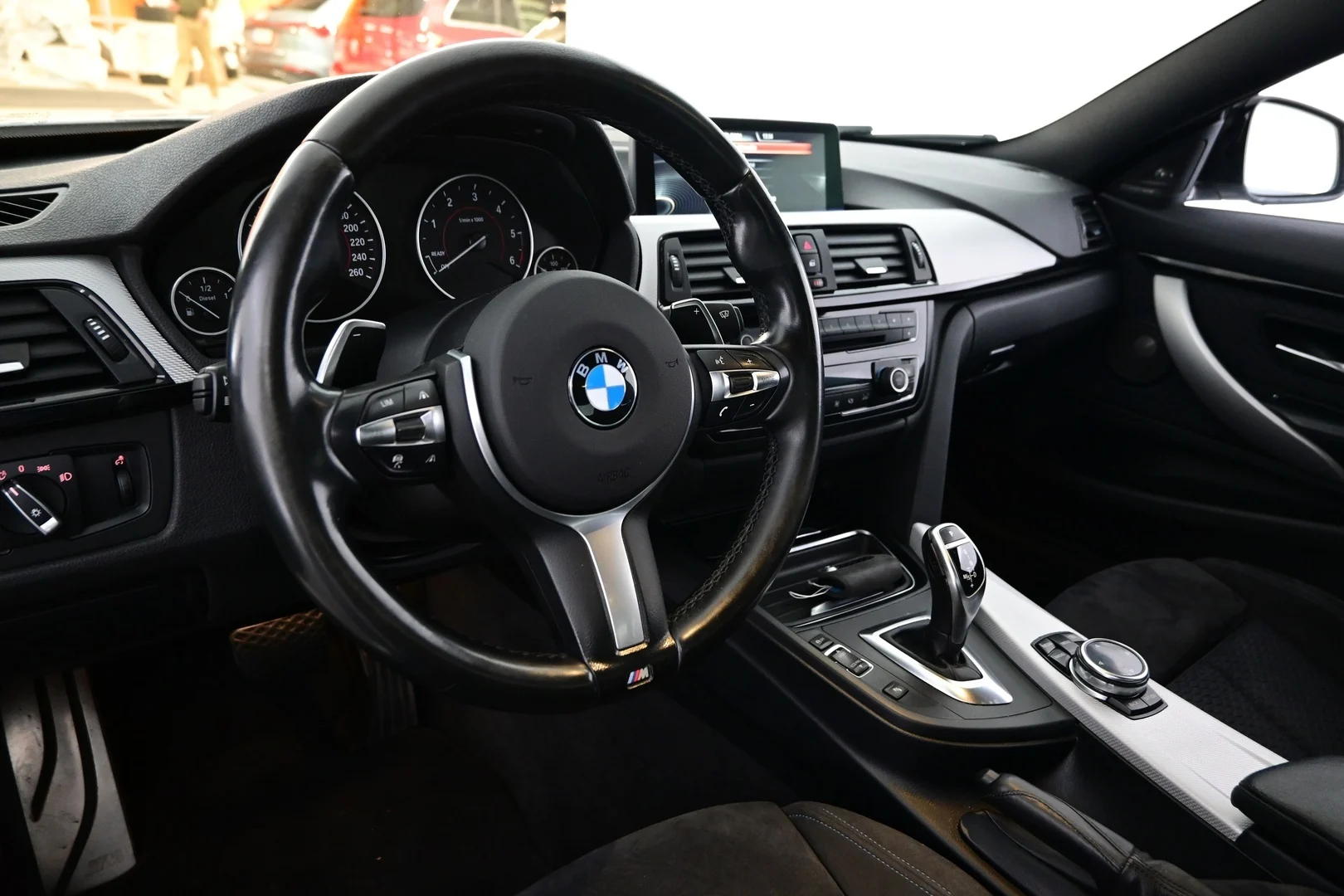 Car Image - IMHmaXyo4RcL2EFdBxKhz