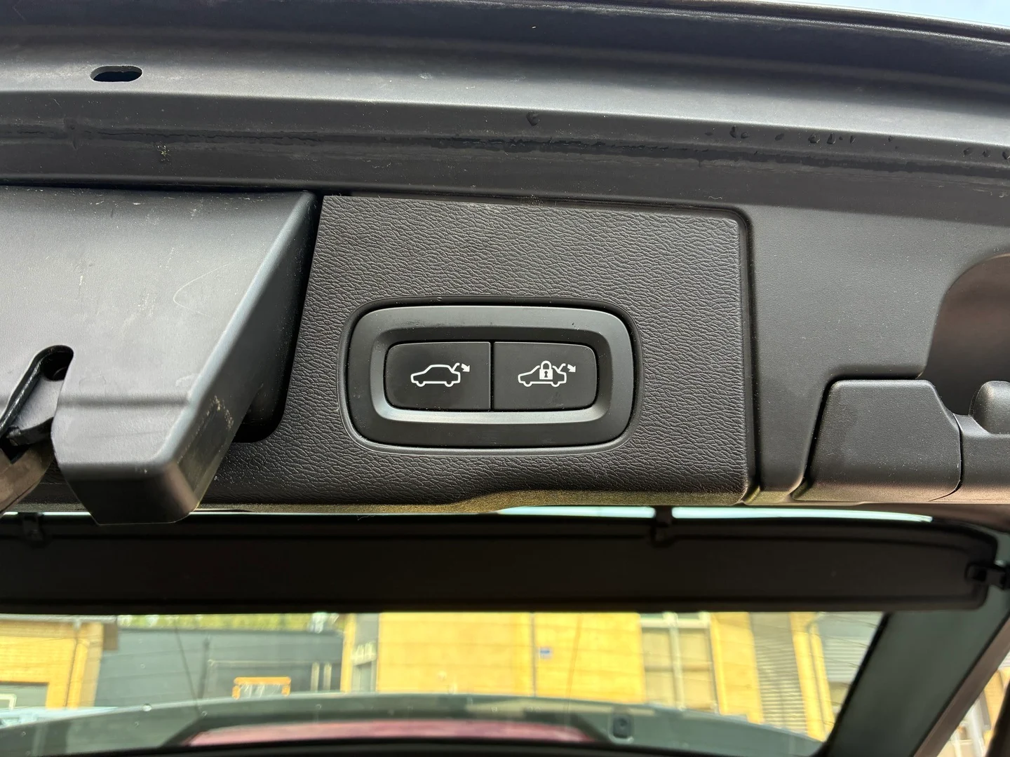 Car Image - 7aHx3ZiyKKrTohzZ1x8hEk