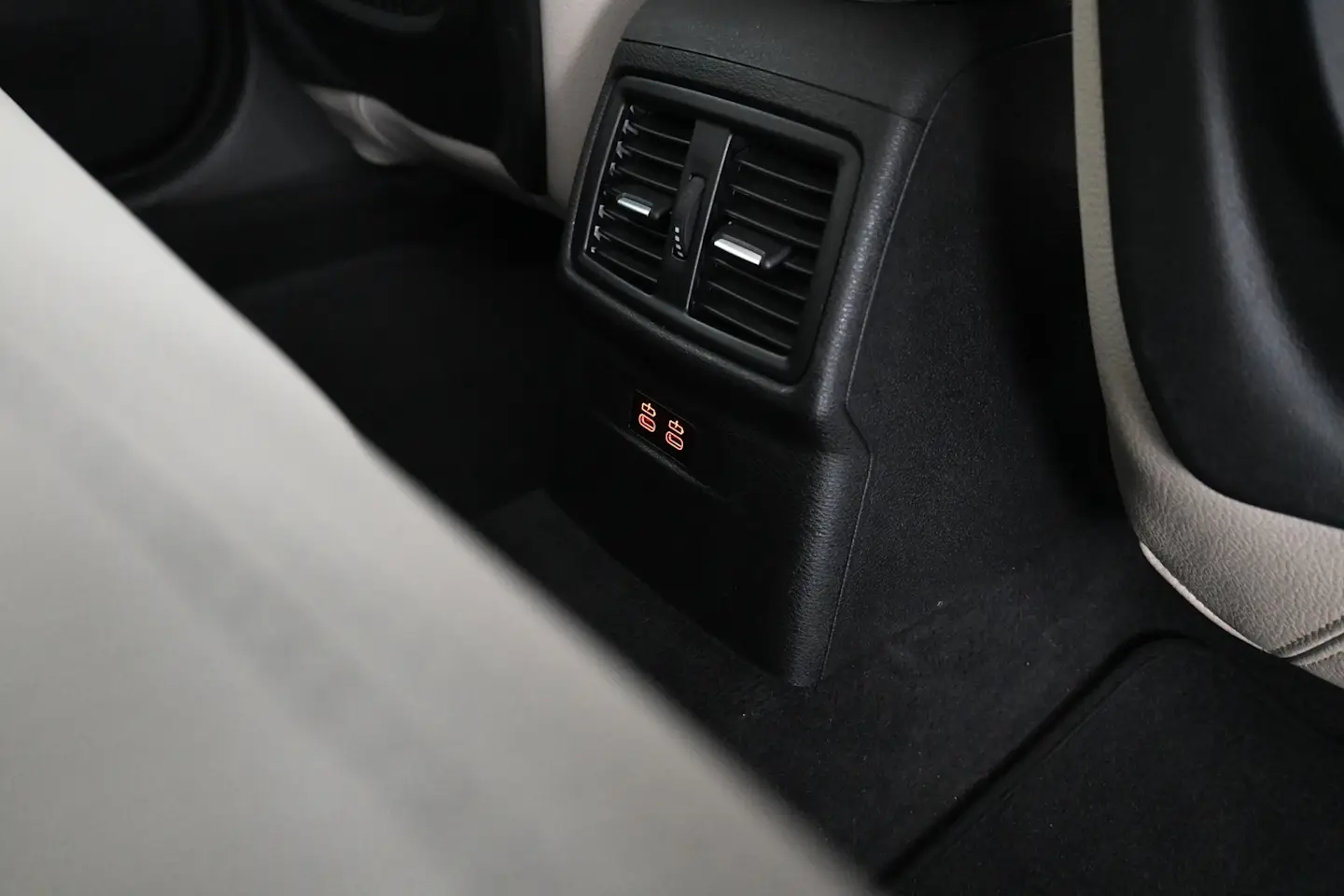 Car Image - 6vDZybSWBXJy0tQLudKRb0