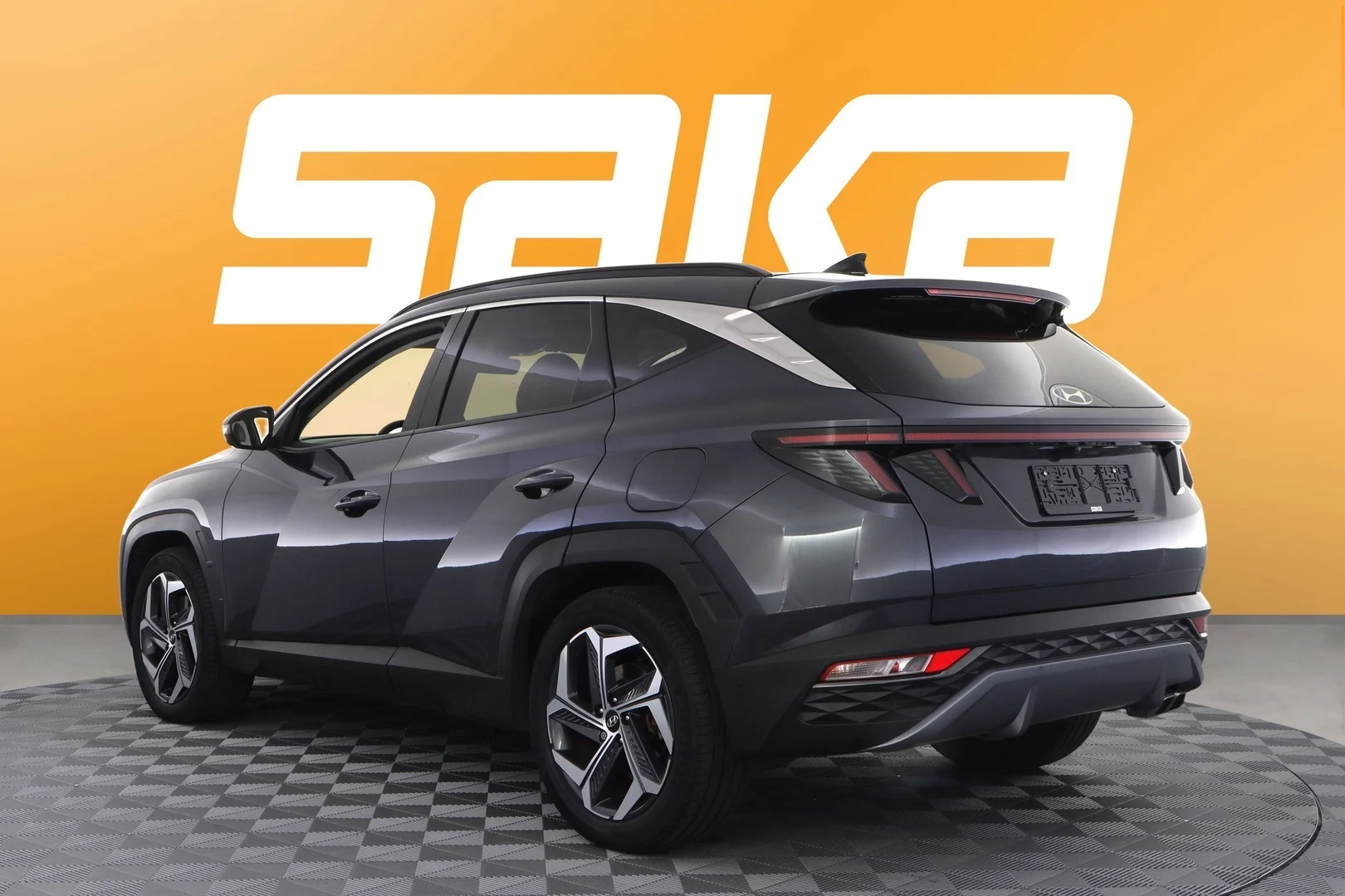 Car Image - 55S3QI8v8WXlUYAv4TZ3zU