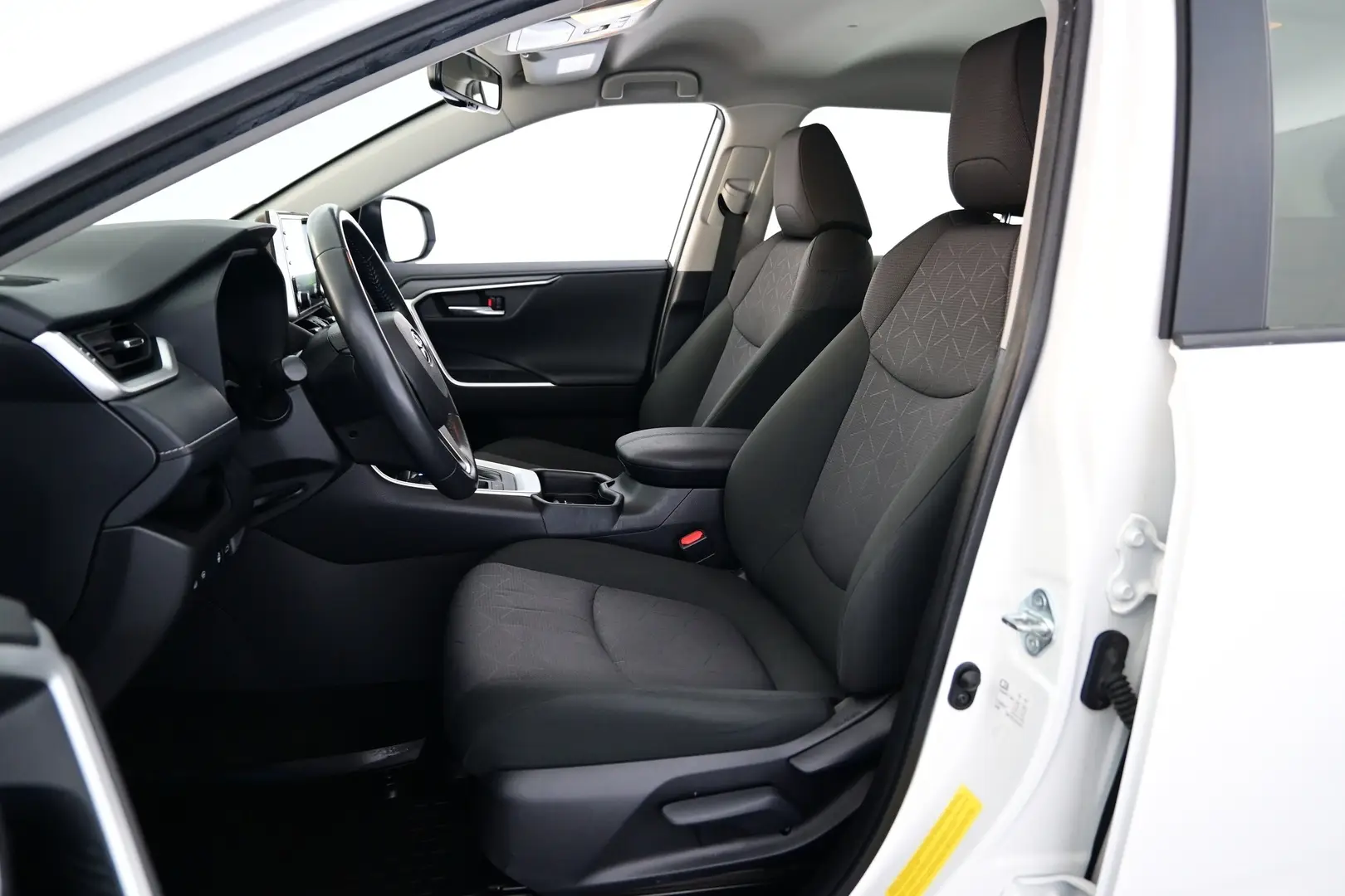 Car Image - 6Bt0nq941zqG0yDww8aaHh