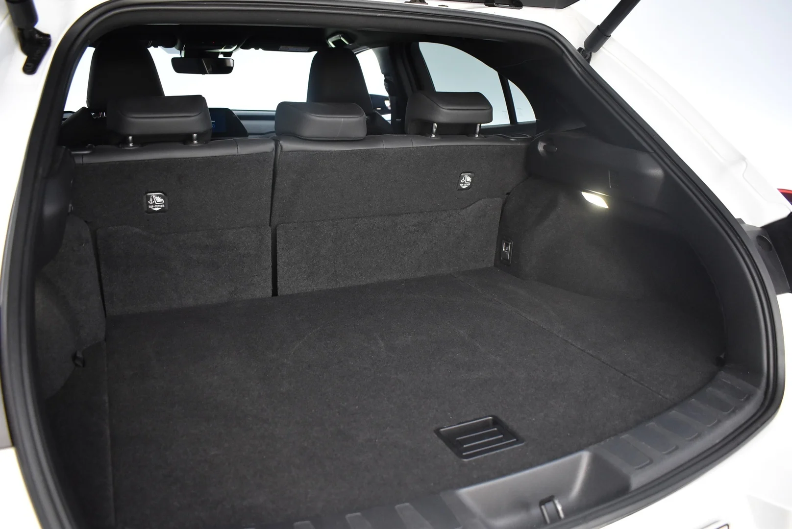 Car Image - EXIhqFwpa6WmRnGrJrTT1