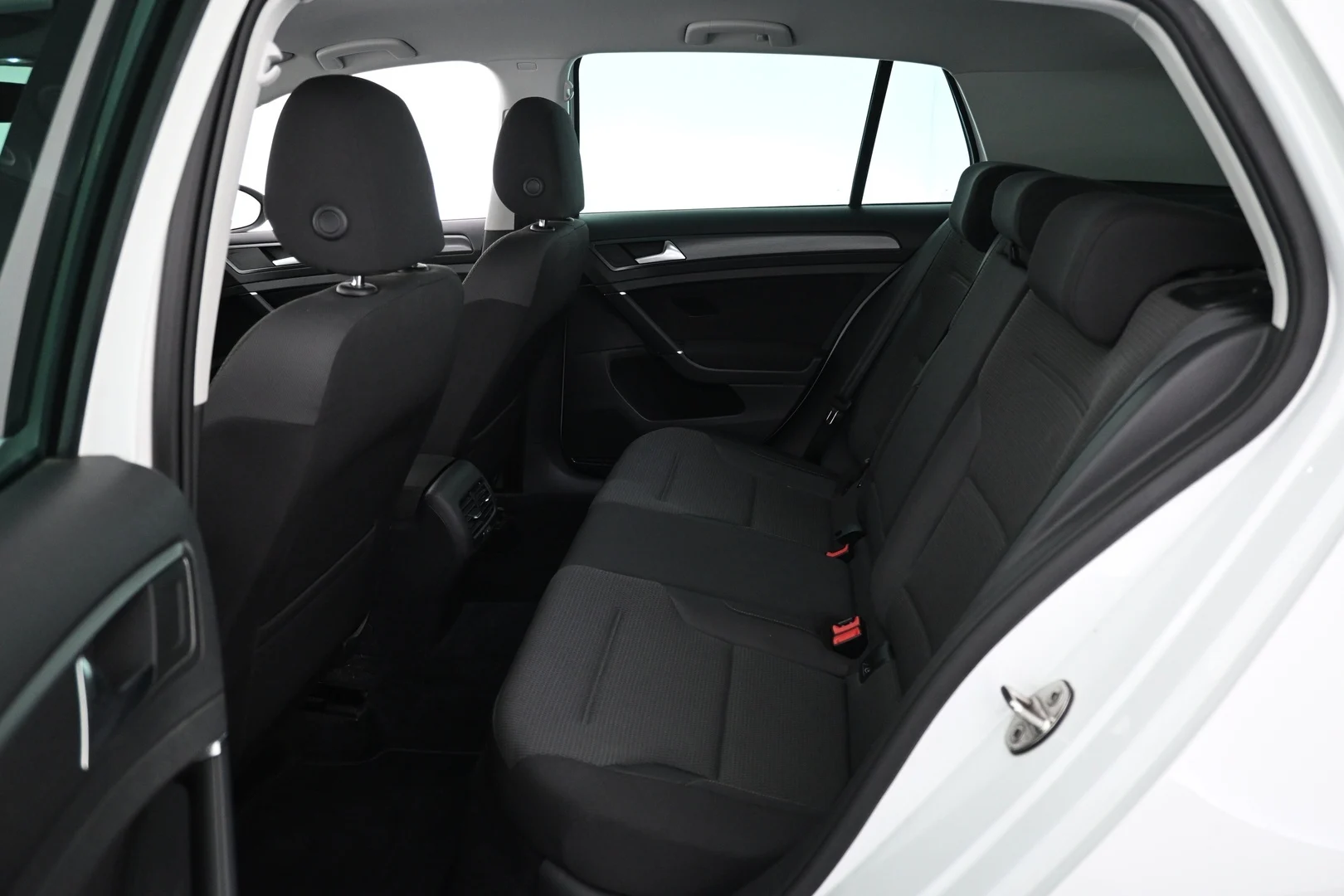Car Image - 1wnsbnSYrOOyYodzWfT3xU