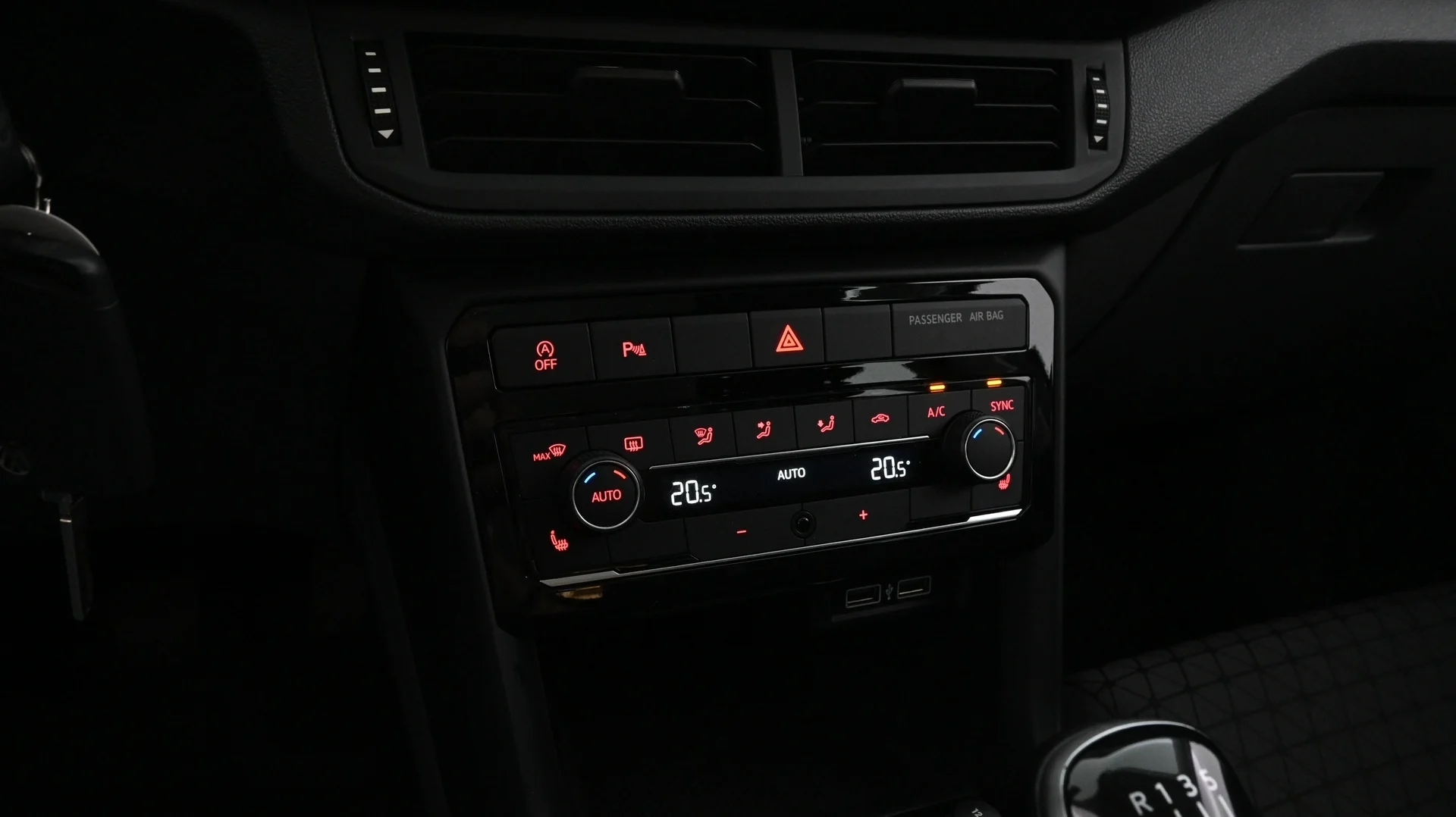 Car Image - 3vM6JE94FFzkENEtg7LCd9