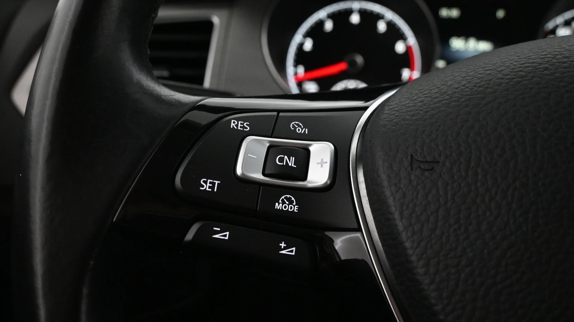 Car Image - 7oD7sFnVH0ZRedHcxm3Ger