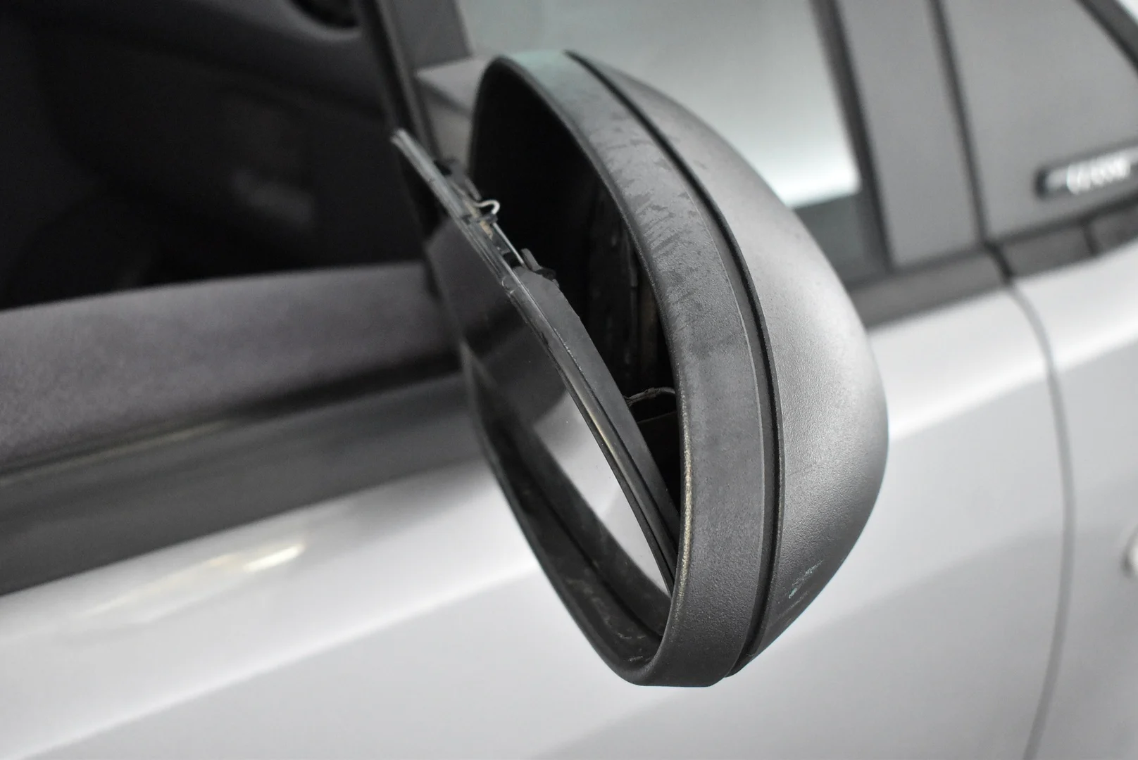Car Image - 36qVZb9I5b9SmEi58iBQ1z