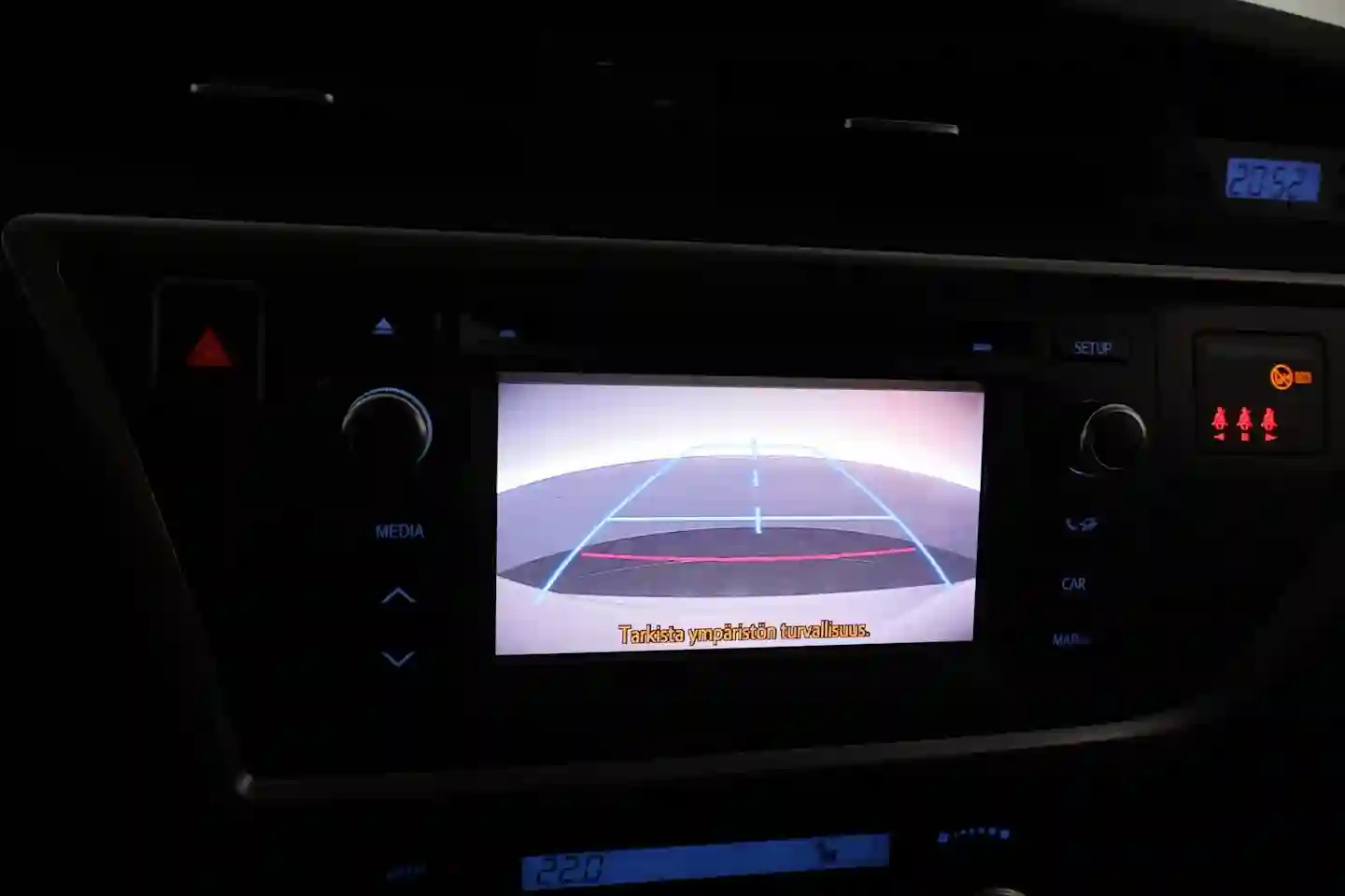 Car Image - 2pzL3Fp15PlvBHNJrLXWDV