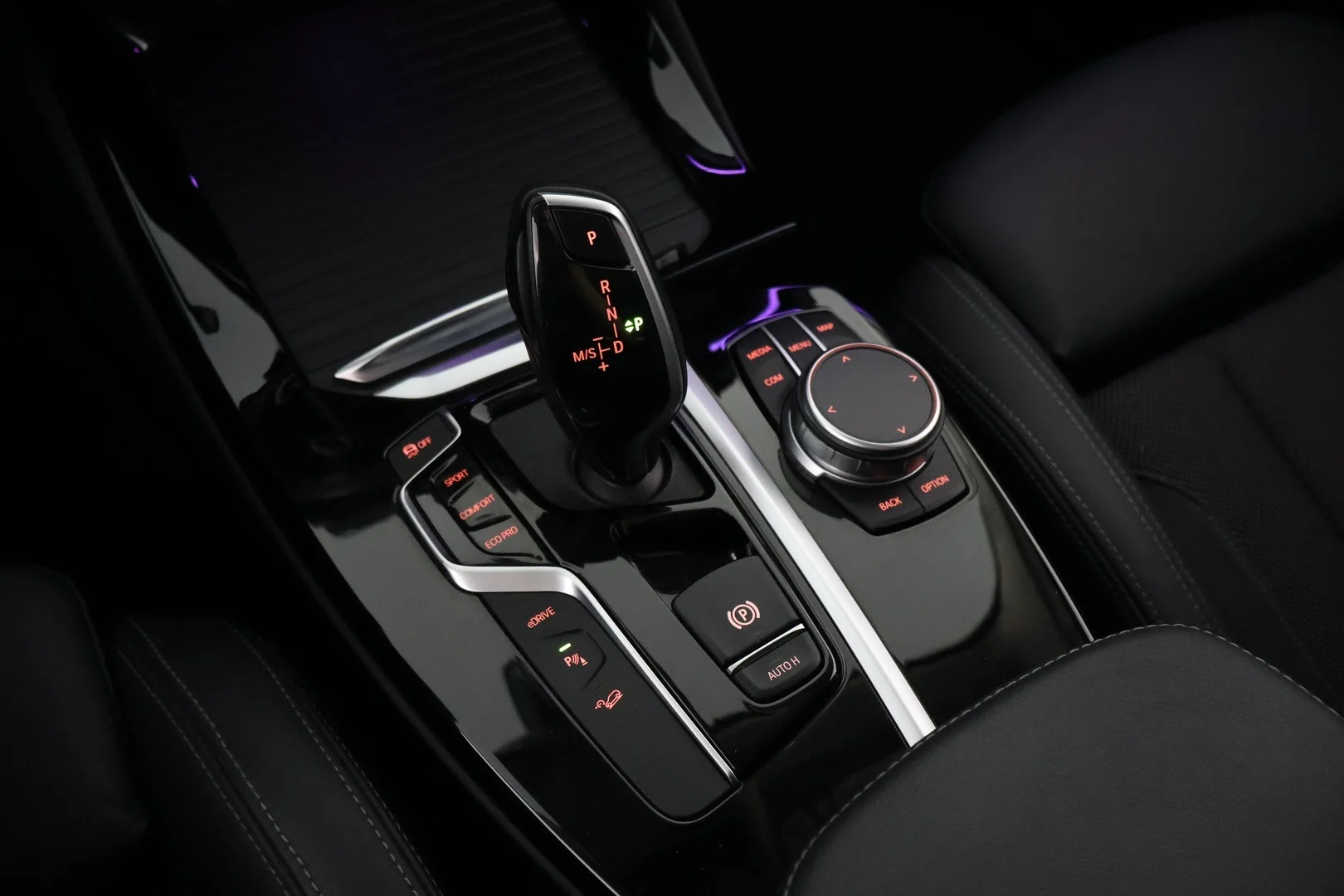 Car Image - 5K8eEA1Iq8a7DrGbOpi5Gf