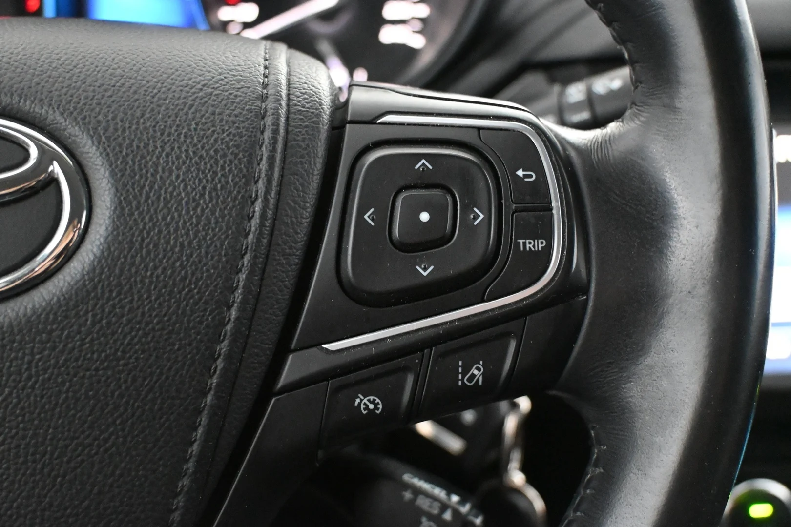 Car Image - 1s1MozESM6nDgRcN0X7Ylt
