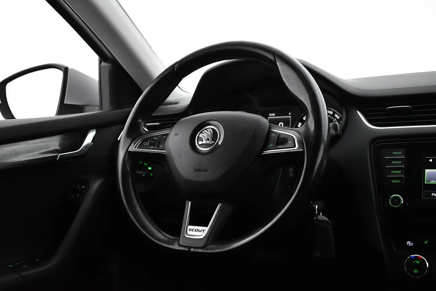 Car Image - 1spKpYHjhOrueLxOGQ0Zjv