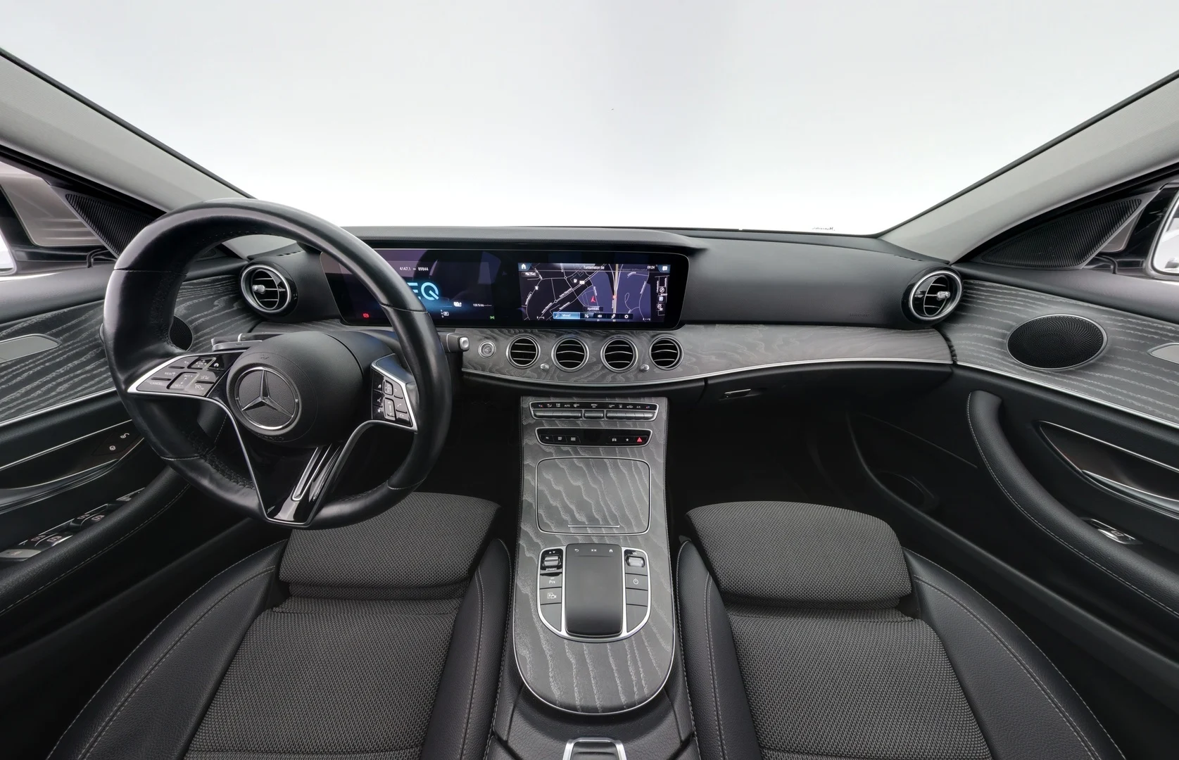 Car Image - 37Aj3VYshQSYGeFjnoV06K