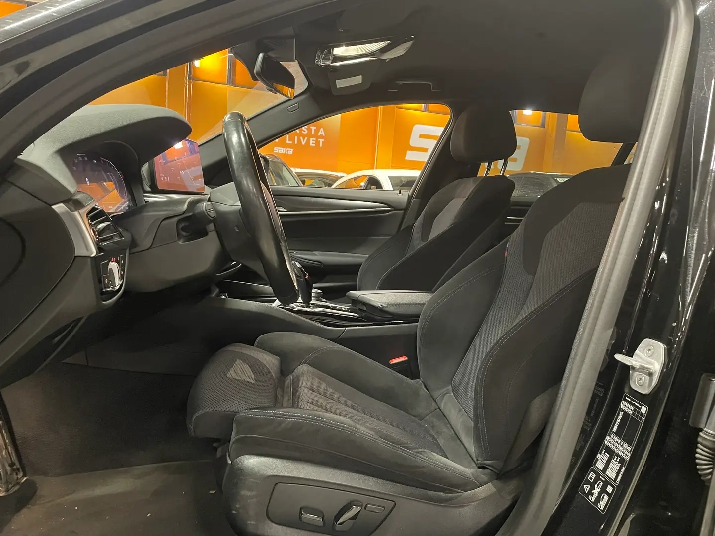 Car Image - 2CGSc1jKWsgfq6bLGmEZD6