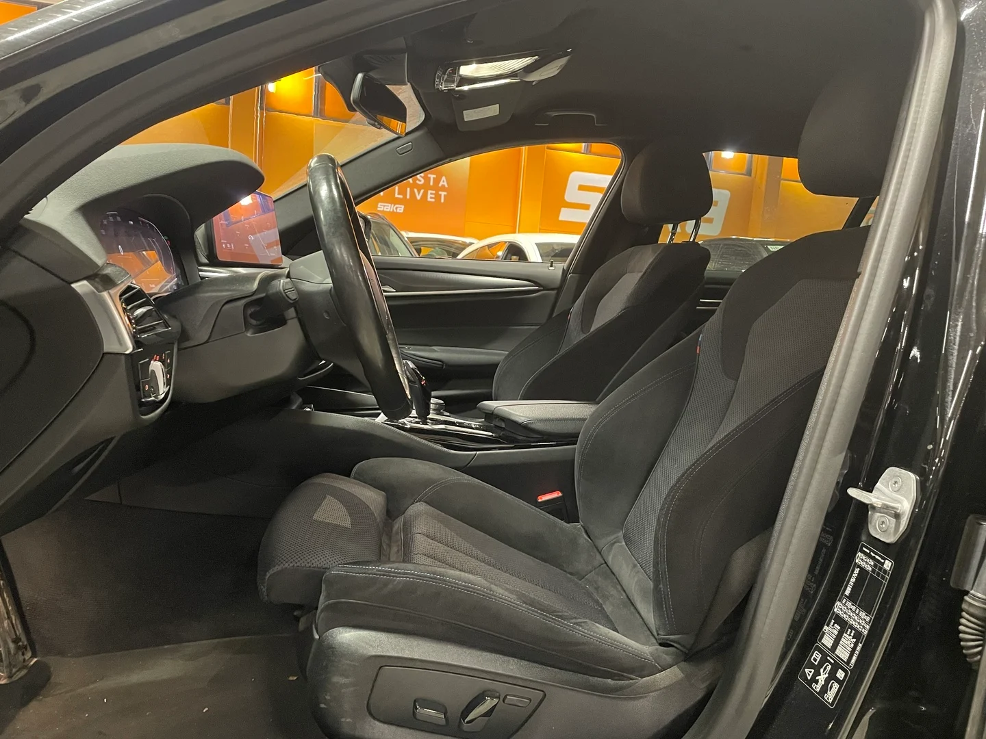 Car Image - 2CGSc1jKWsgfq6bLGmEZD6