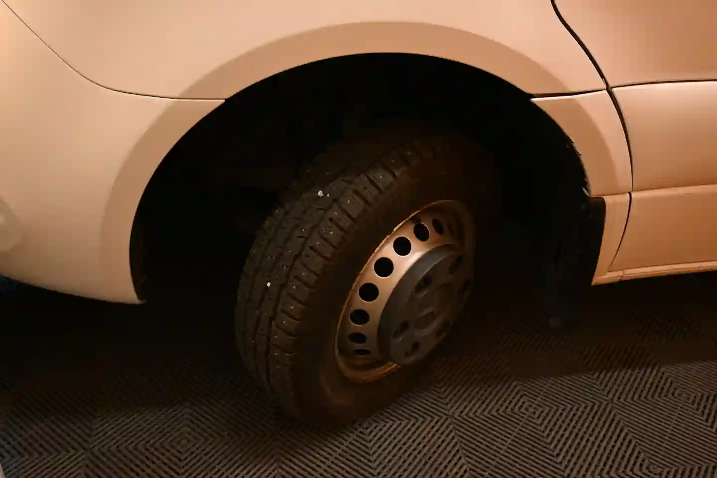 Car Image - vbgzHtpwSus8zgYDLPyR8
