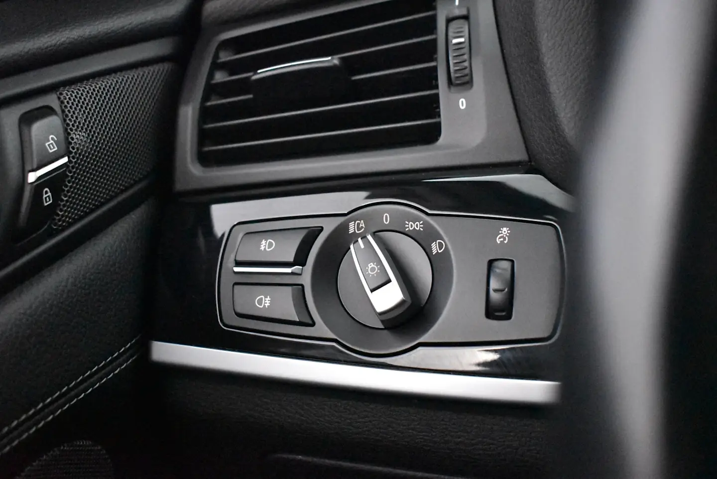 Car Image - 5skAI7bKGOA3Vc48ReQlmn
