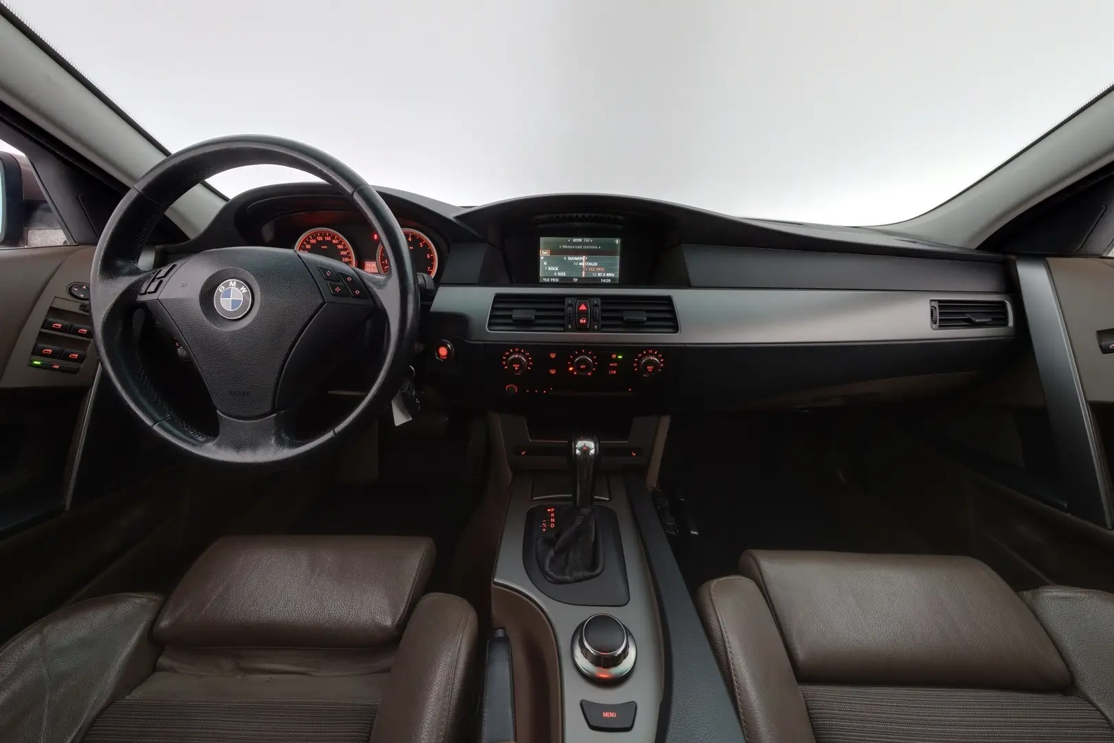 Car Image - 7Mk19kZHIt7cITSiXuEr3H