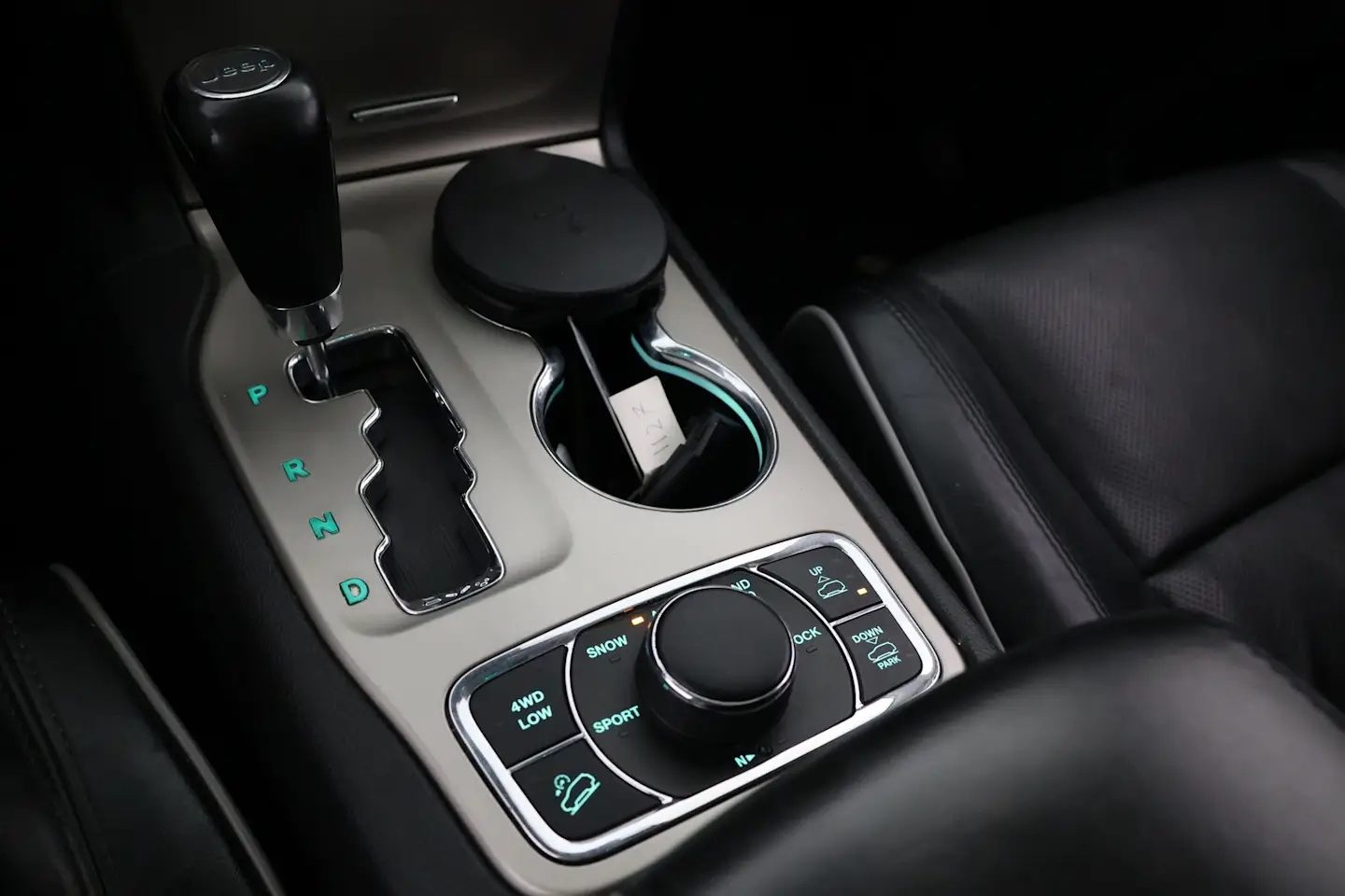 Car Image - 1MnMRlhWkbDMIVkj03IXFf