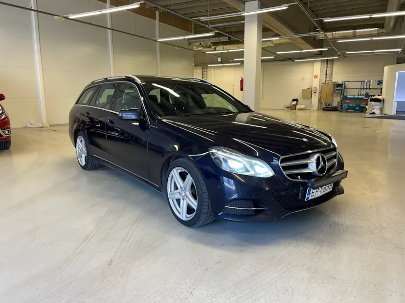 Mercedes-Benz E