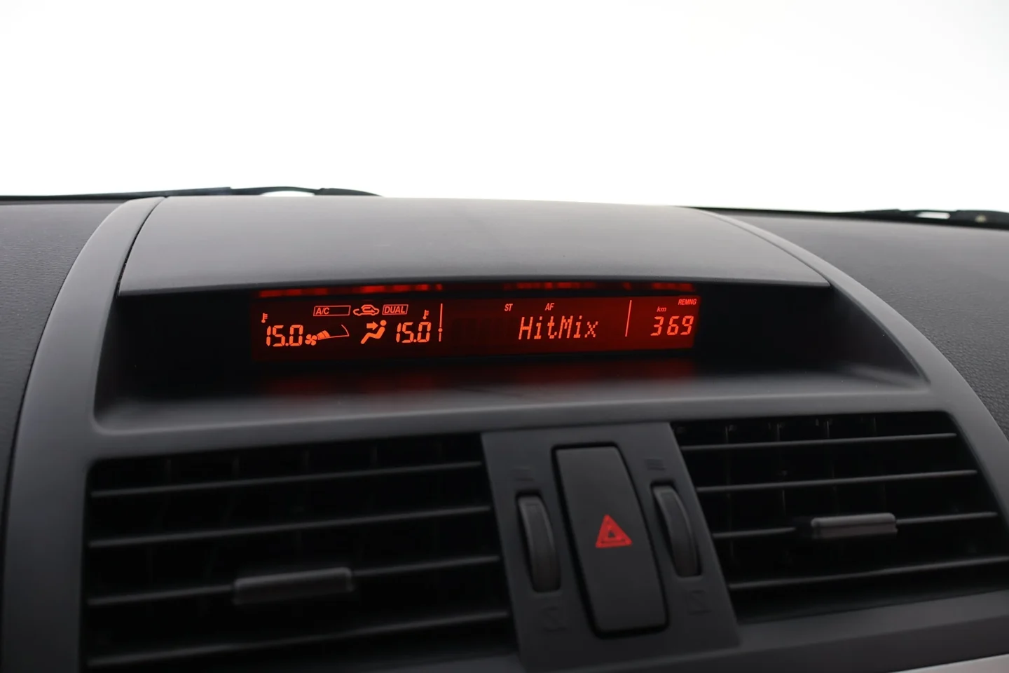 Car Image - 30leQ0CnjzHjiM4JYzHrDw