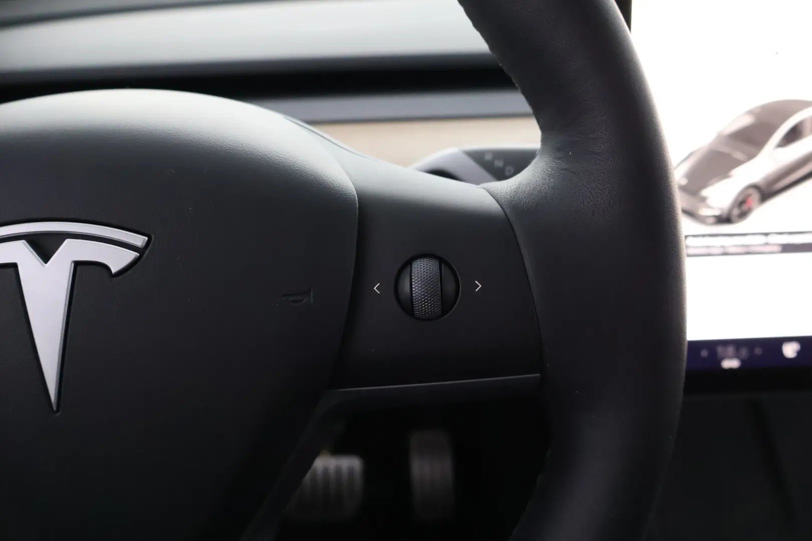 Car Image - PpAfKviyL4AL81ehjDYDn