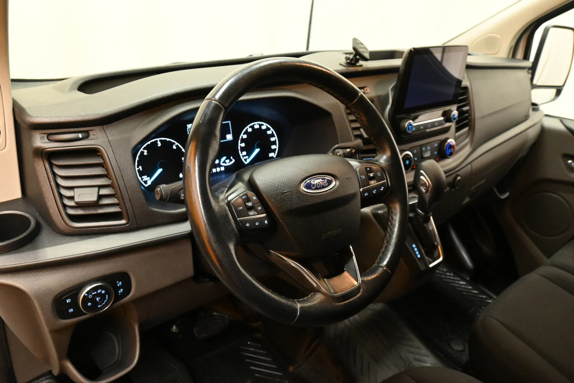 Car Image - 3zwsmrFdTUJGCz2eilgB4t