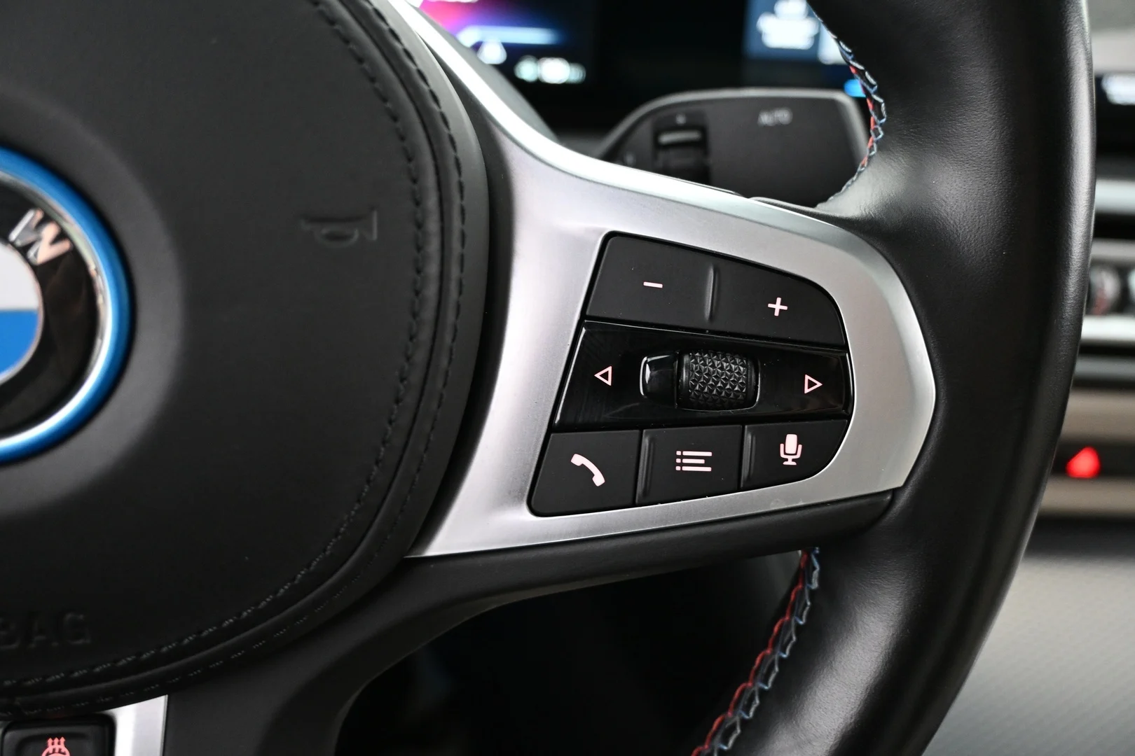 Car Image - eCbnhIDkOjjUXXWsDyxVo