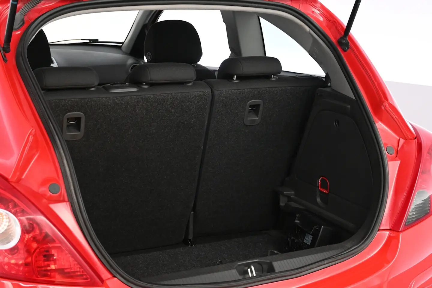 Car Image - 2chwL3wwPUT0tnZfr1Zl1V