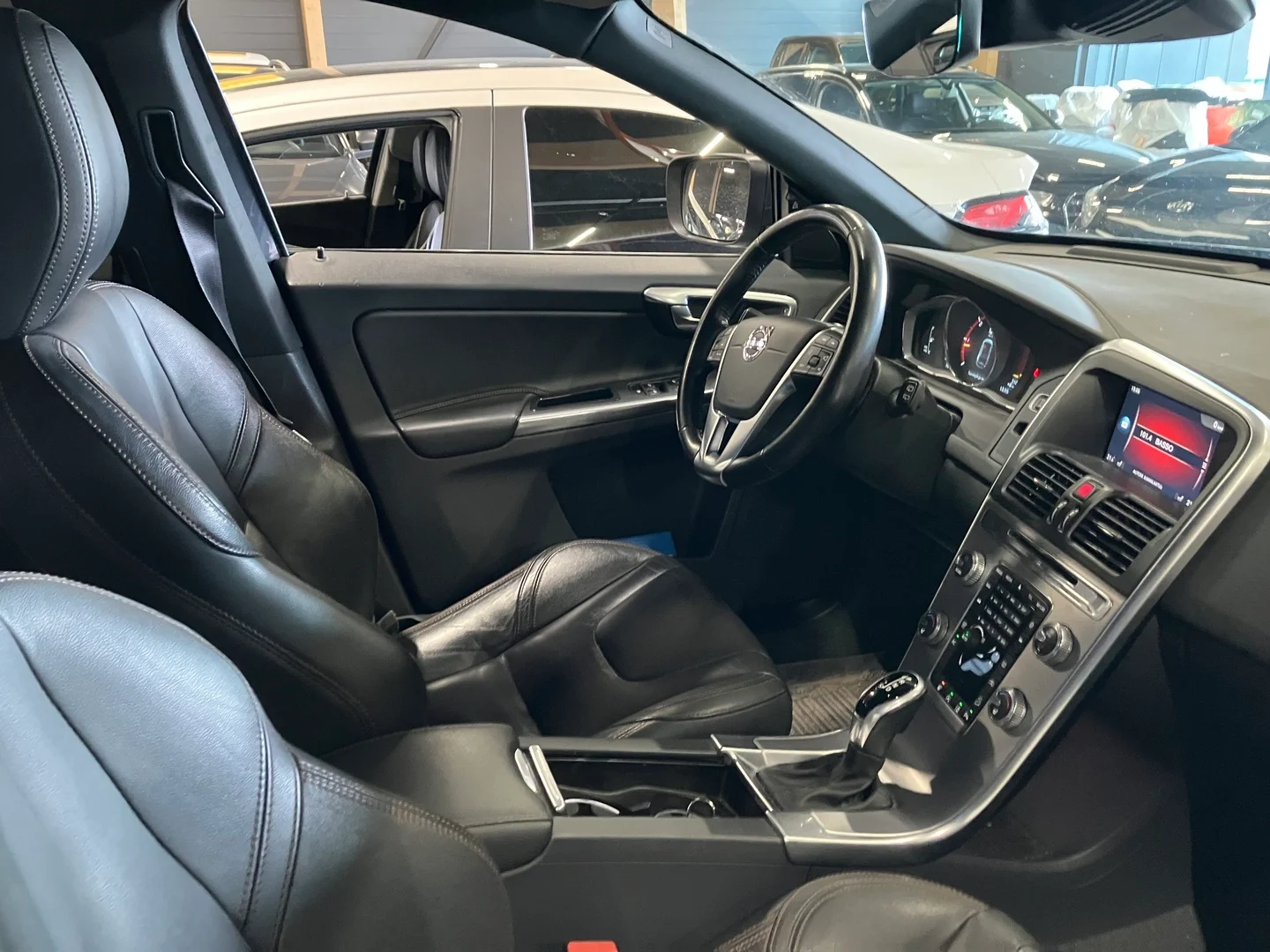 Car Image - 2So8T6UE2o6cCi0J5urdNU