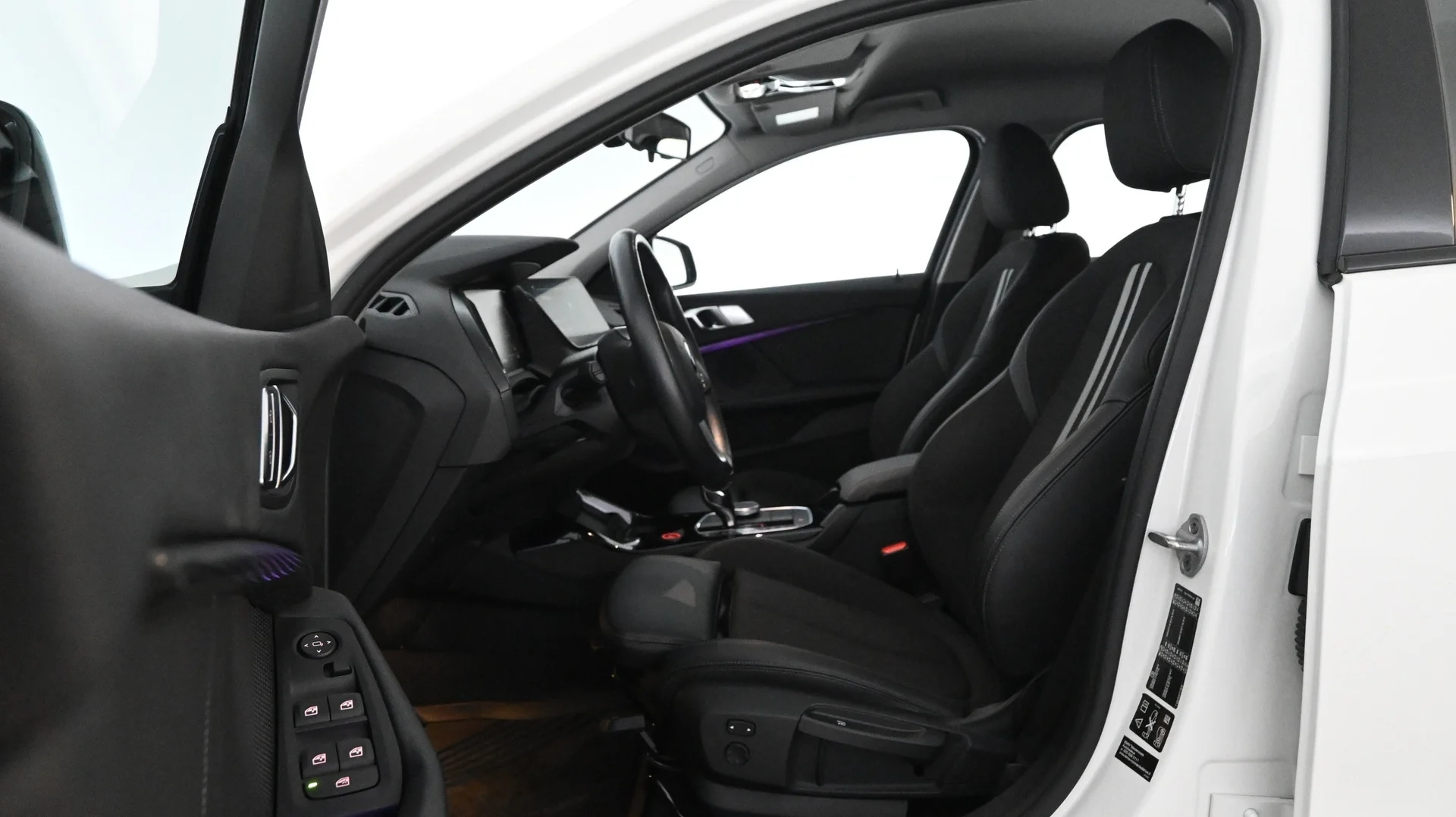 Car Image - 6wRv4wSV5bAEFENpcm5CUv