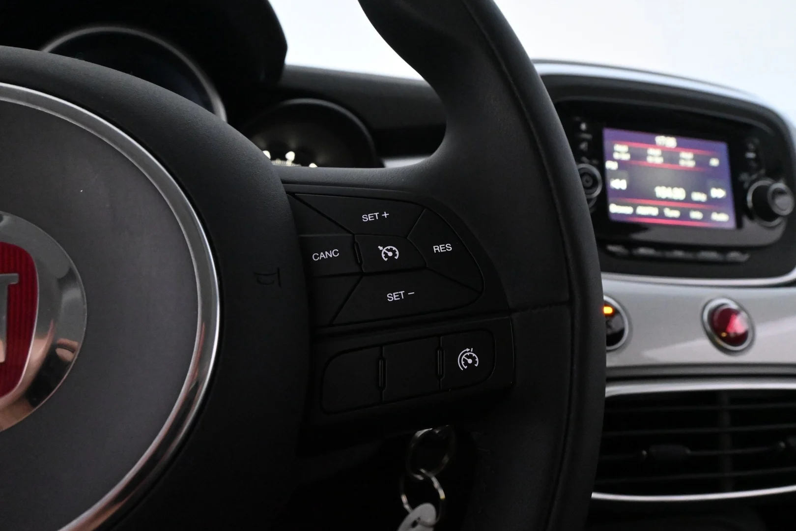 Car Image - 3WFms9UNNLzDfQb3NTgTZH