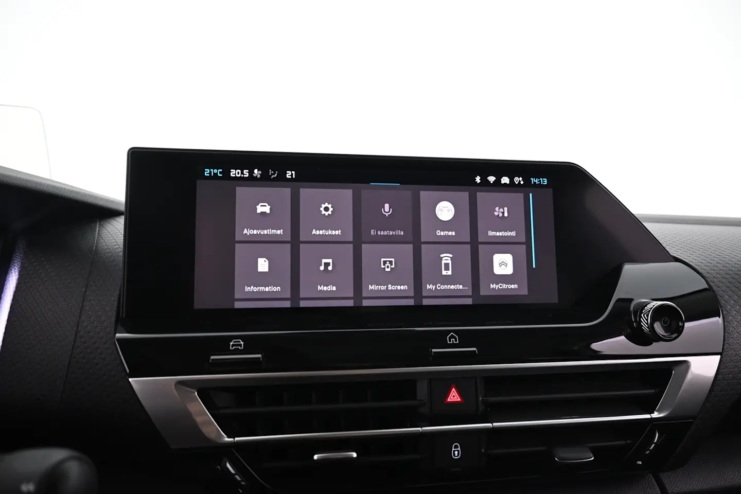 Car Image - 4Vmc8OE0AMLHzTmv4Z4aT7