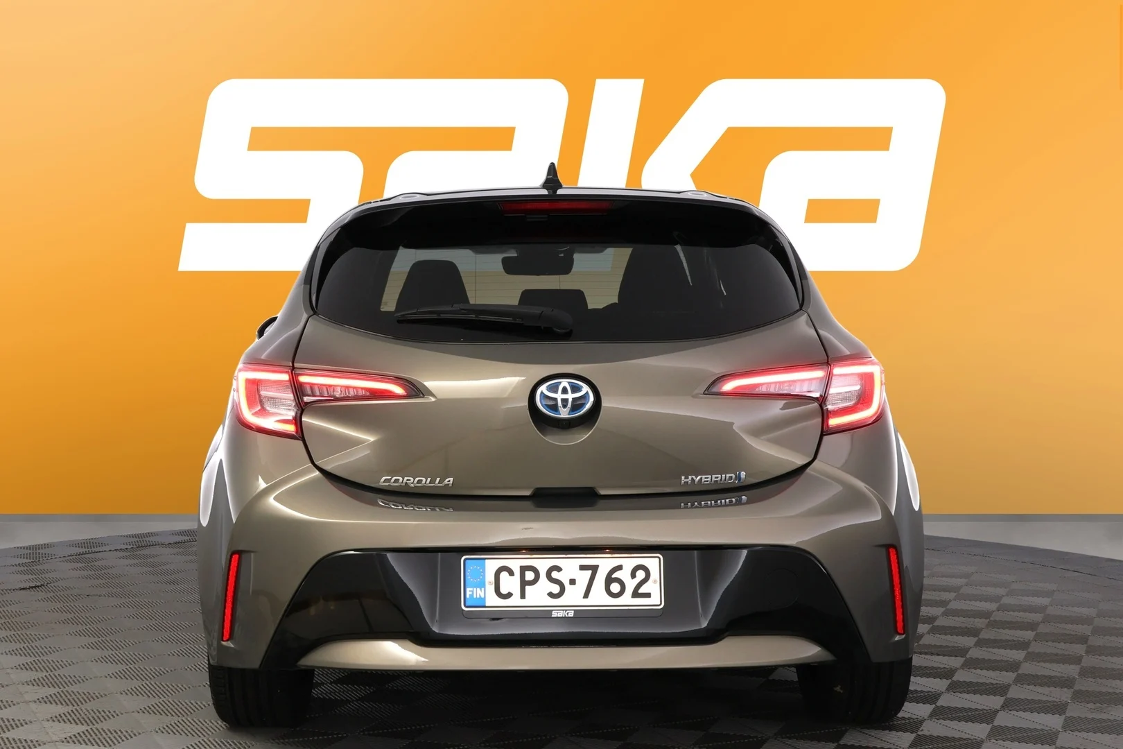 Car Image - 4efchPgBh3B0PKwiBlJhpX