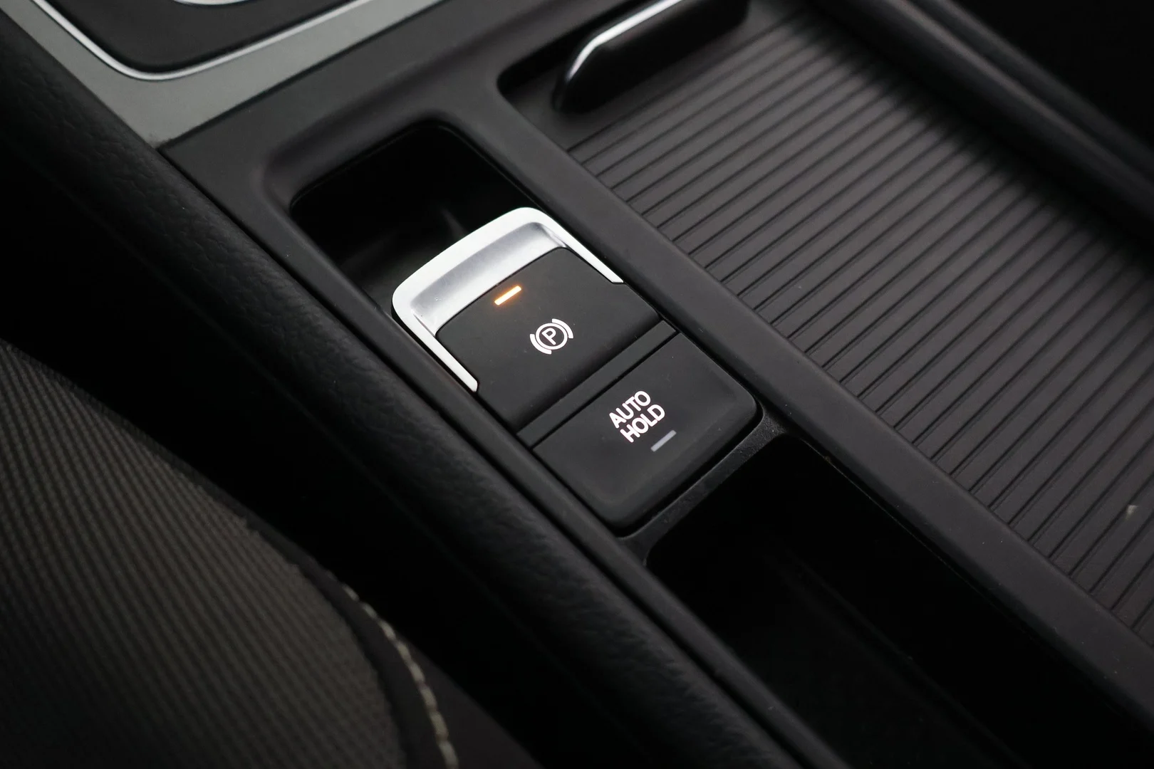 Car Image - 1Hhg33MdJGNPSbzuuQUc8q
