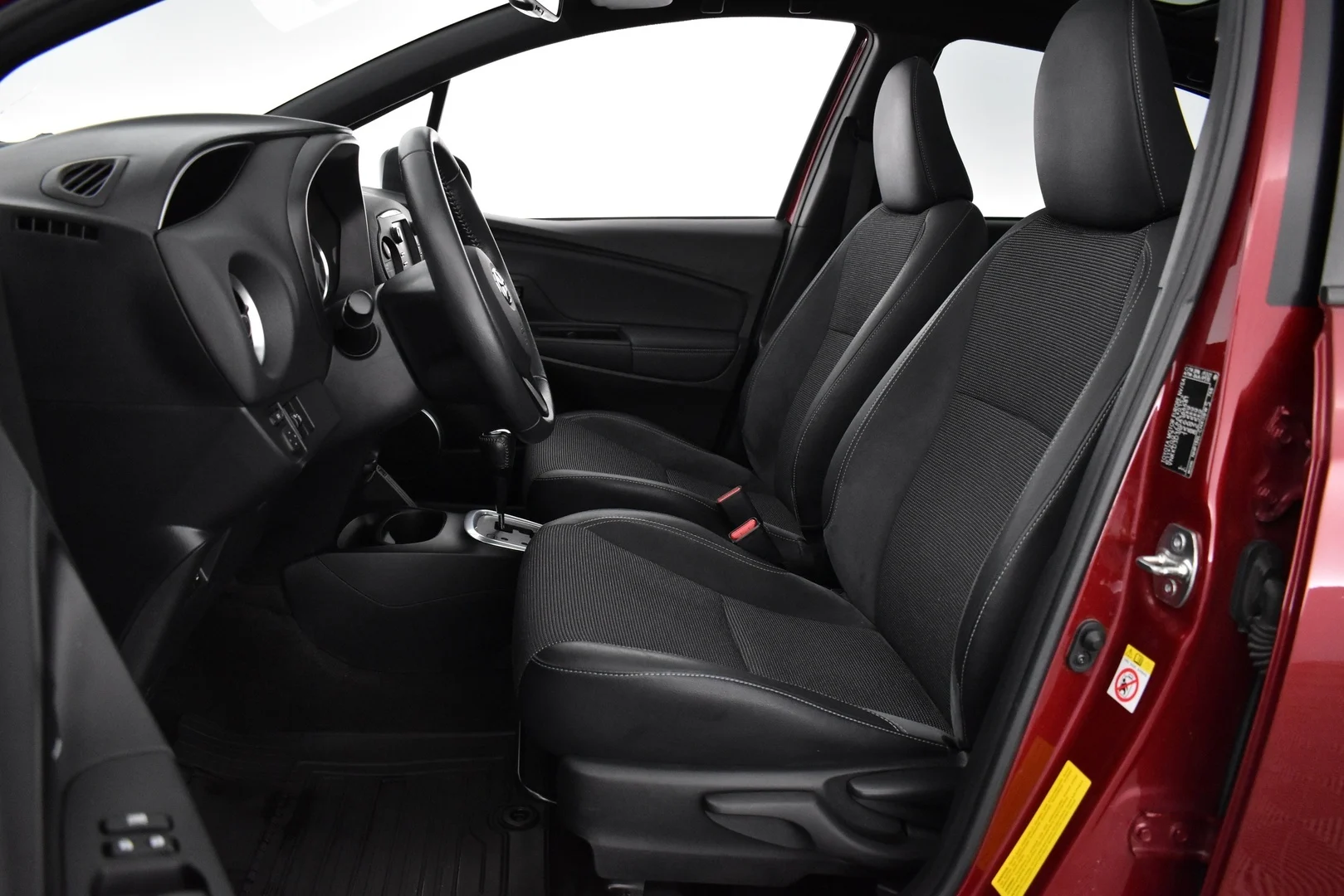Car Image - 6AUnB3GlTlxyVLmGLVh8xx