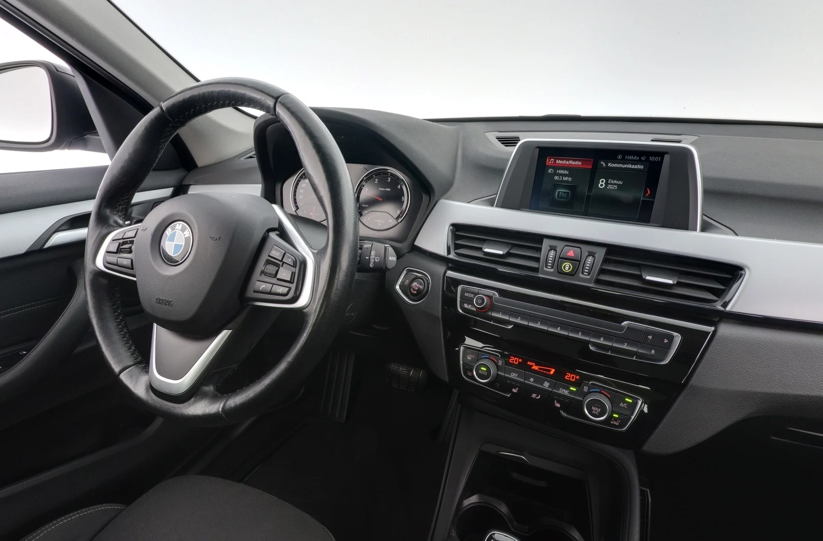 Car Image - 52ikV7SWJhYm4j3Cunhhsd