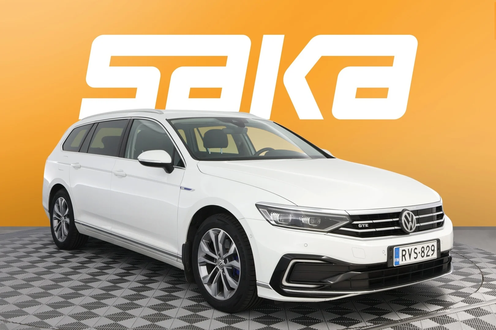 Car Image - 5bu3aCy9gO6auu5VEbVDvW