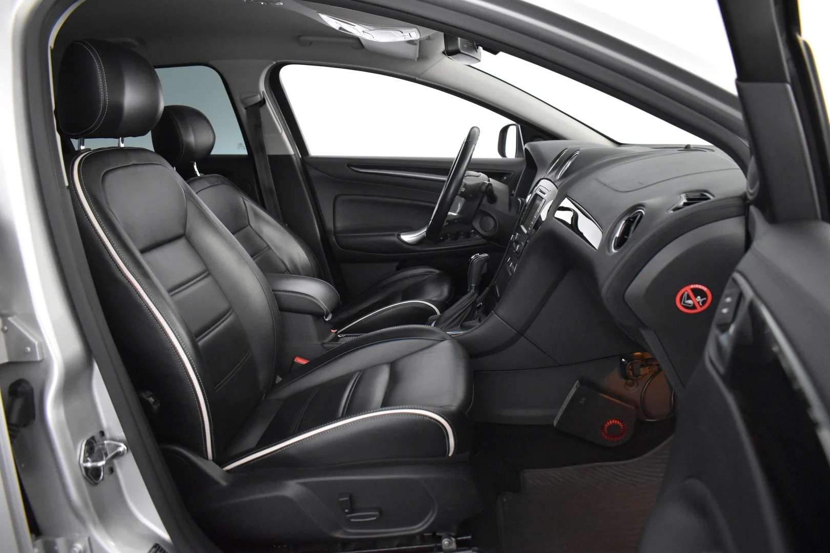 Car Image - 7fMsxtvZleHfOl4MFn0wcZ