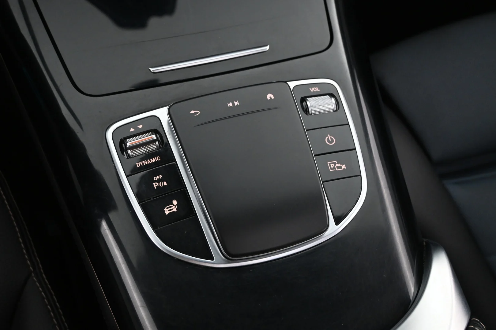 Car Image - KO0JW8P1RBLg3dCJ2Crce