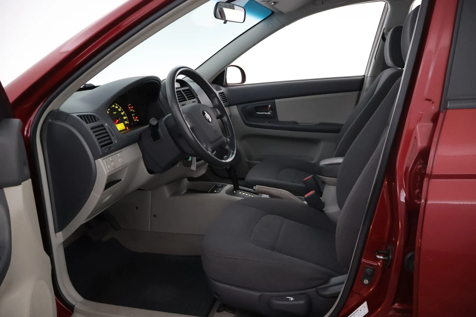 Car Image - 5AUbjhXveid4EnXS2DOsW1