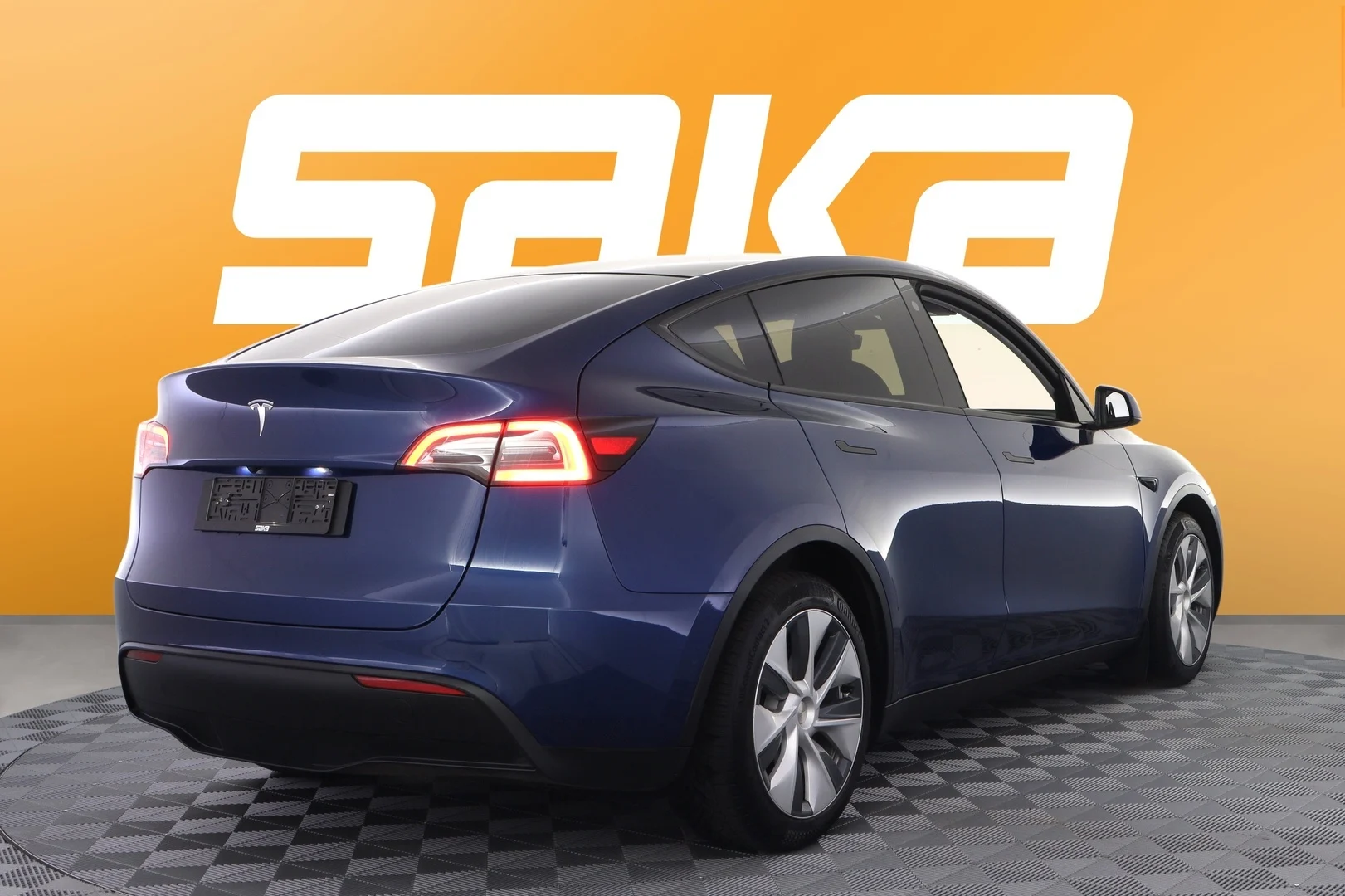 Car Image - 3nP3Fxt7IhB9b1vA1eq4Kg