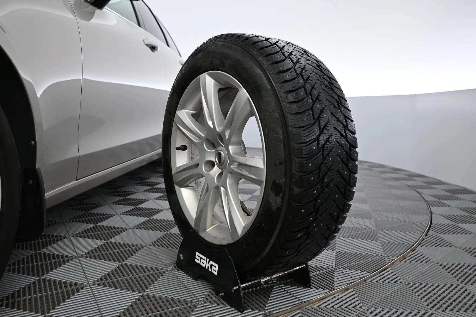 Car Image - QsSh8FzczwS7TLprwT9XR
