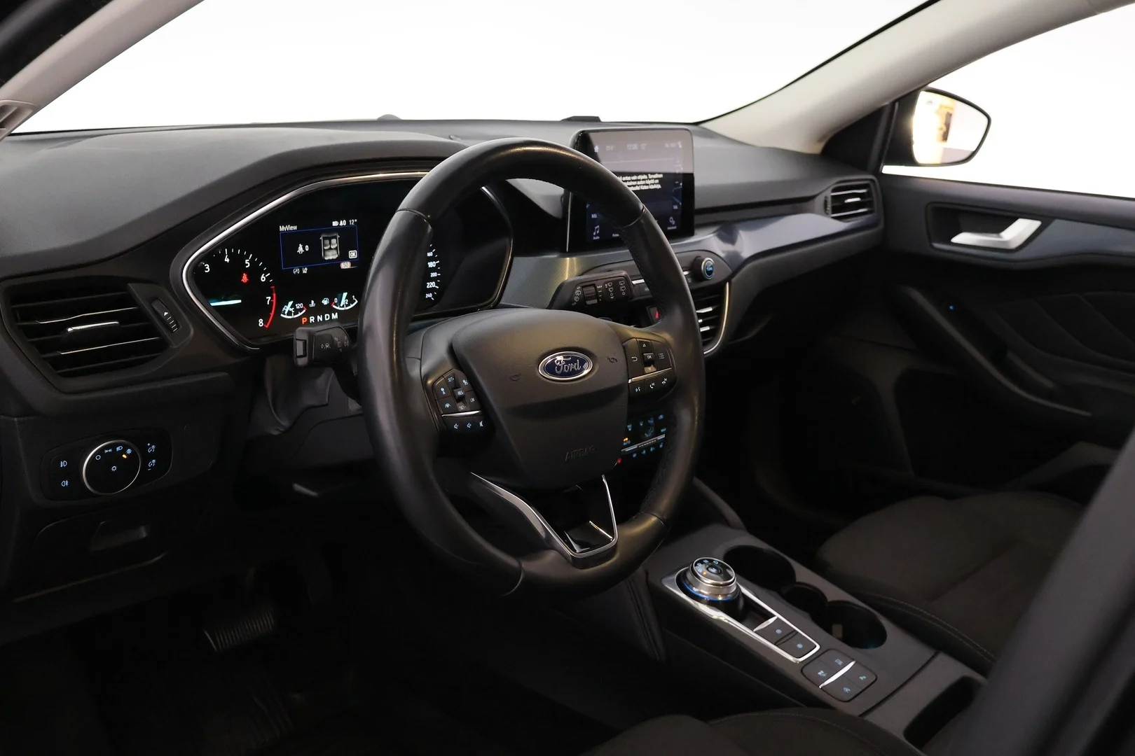 Car Image - 4qaYfWlxET0uqD8QRV9X5N