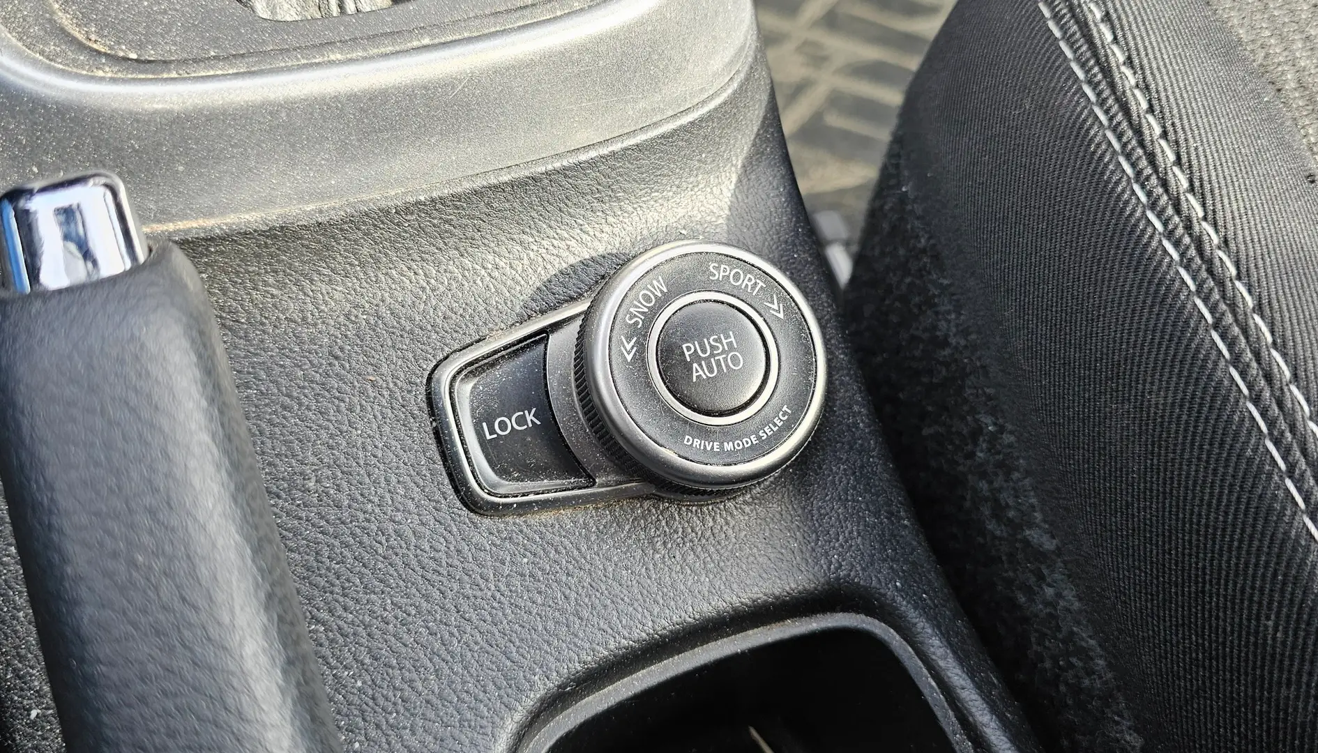 Car Image - 2PXYMMDZtPmZteJs0Up9Xj