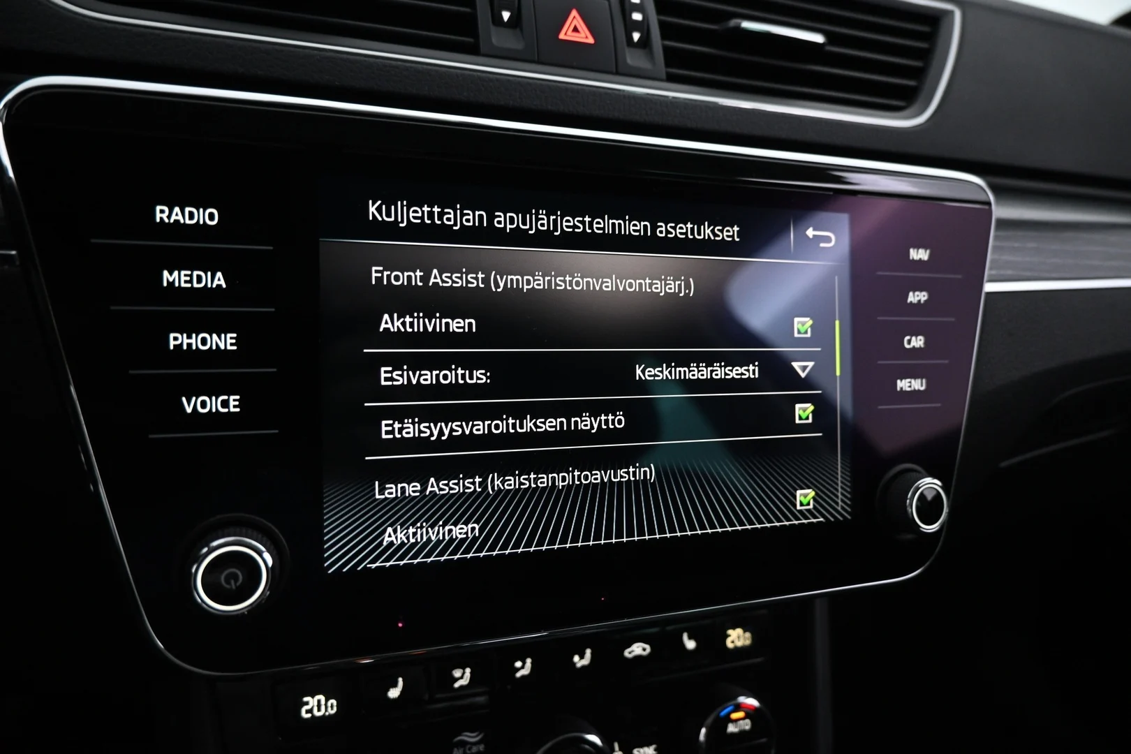 Car Image - 5jxPgzfrXf9zCUWUj6dKwH