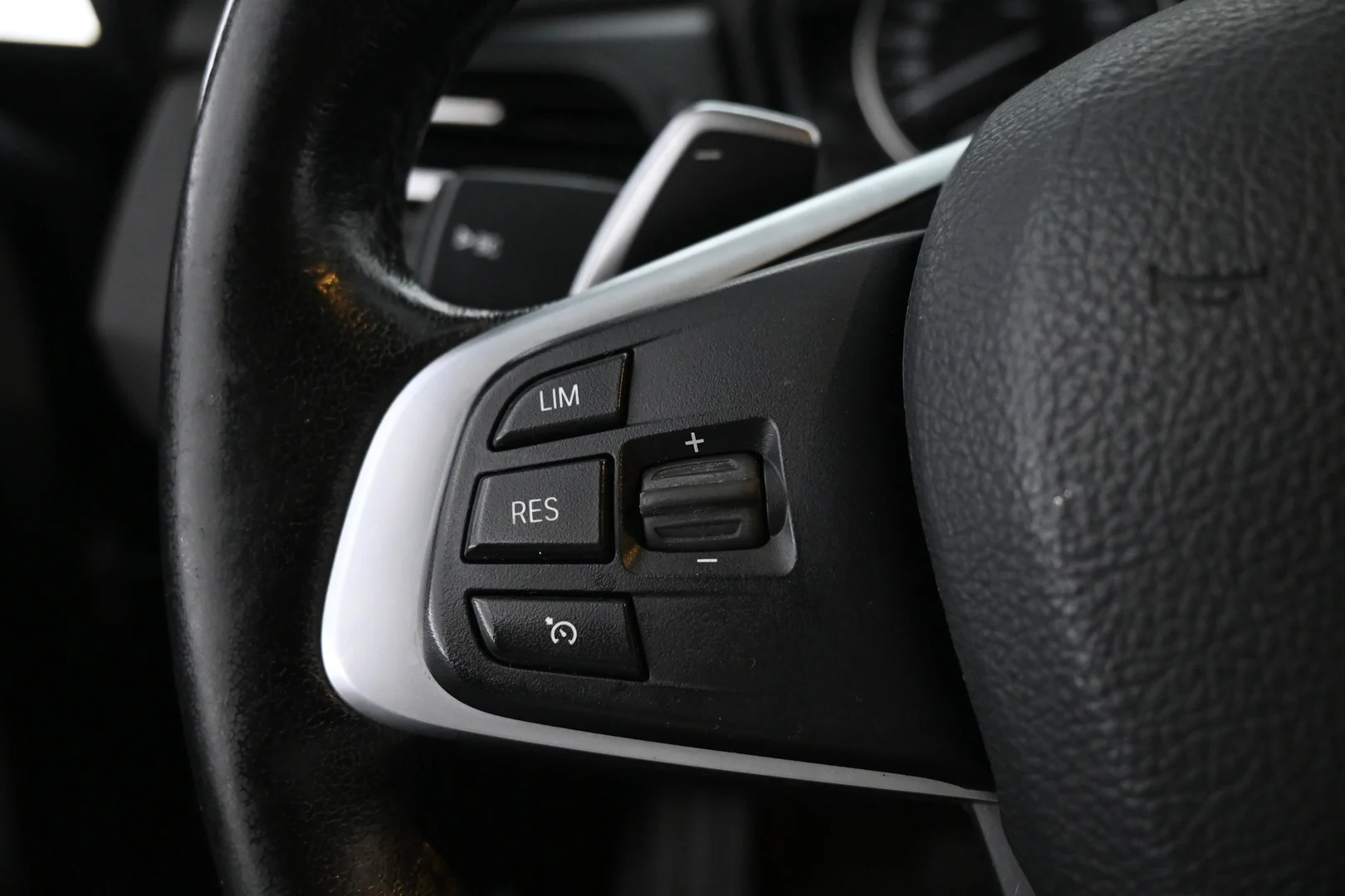 Car Image - 4HpfgcV75Uz6UPLePV3tfJ